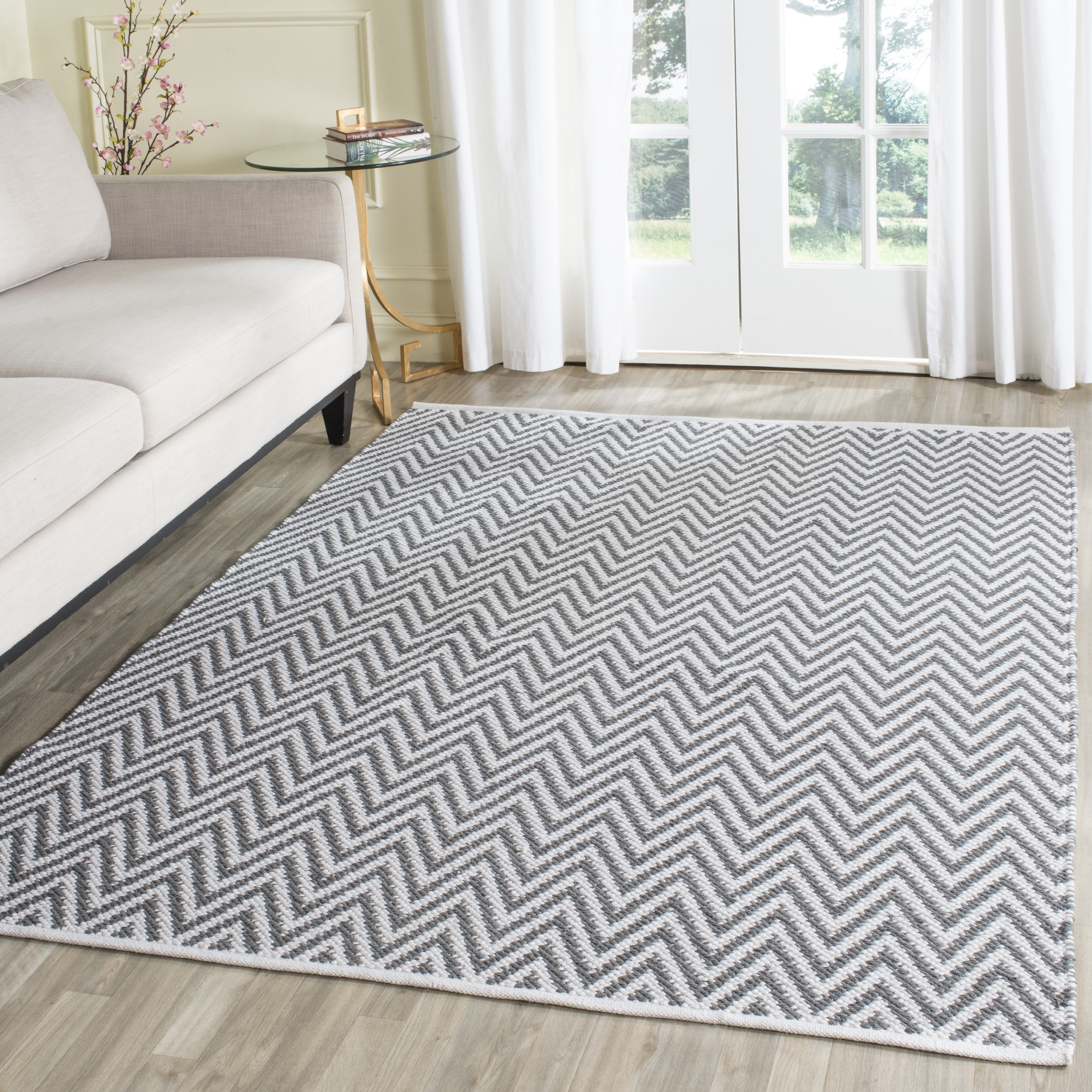 Safavieh MTK812A-57 Montauk Caswell 5 x 7 (ft) Cotton Gray/Ivory Rectangular Indoor Chevron Coastal Area rug