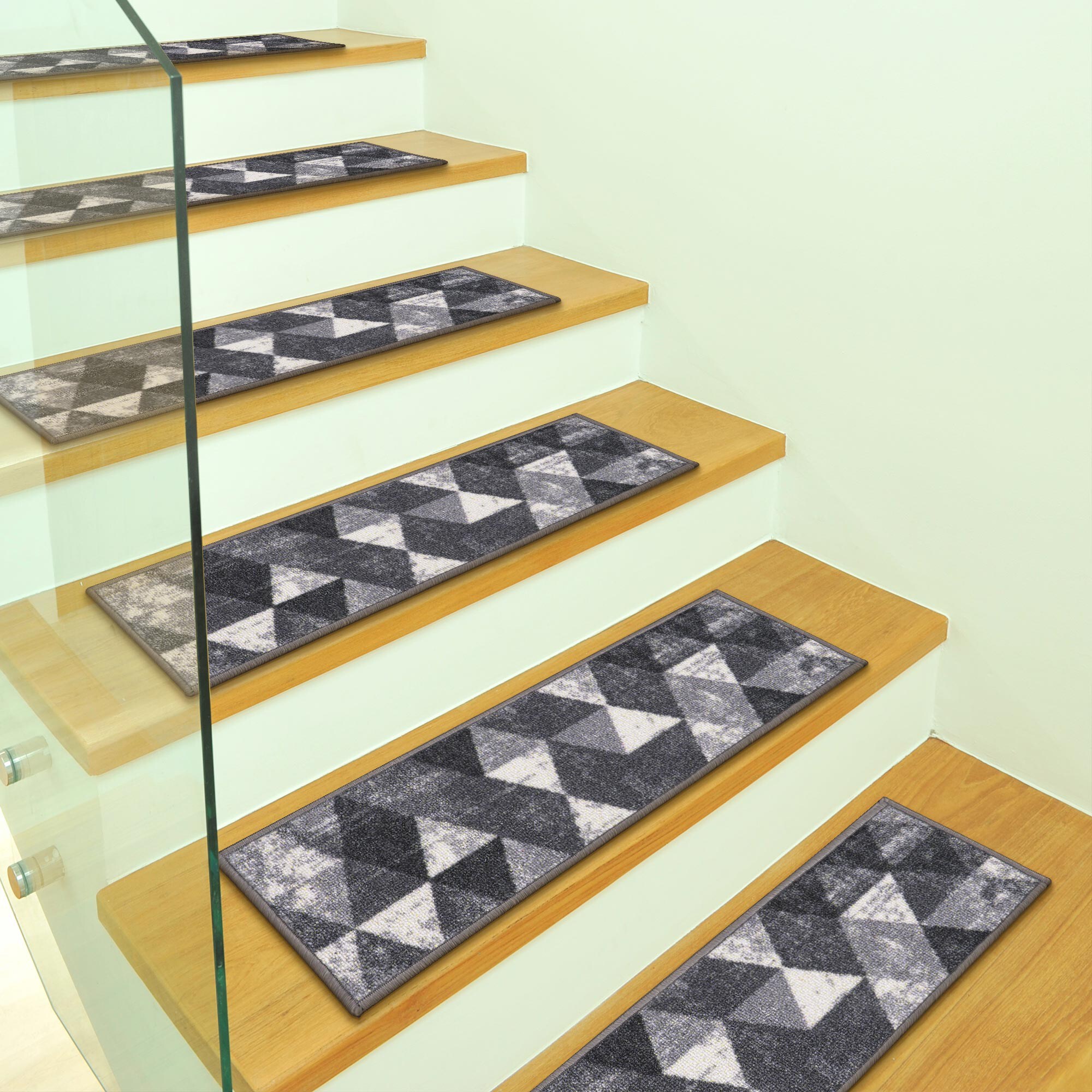 Ottomanson CLS7033-7 Non-Slip Stair Mat 7 Pack 1 x 2 (ft) Loomed Nylon Gray Modern Rectangular Indoor Geometric Stair tread rug