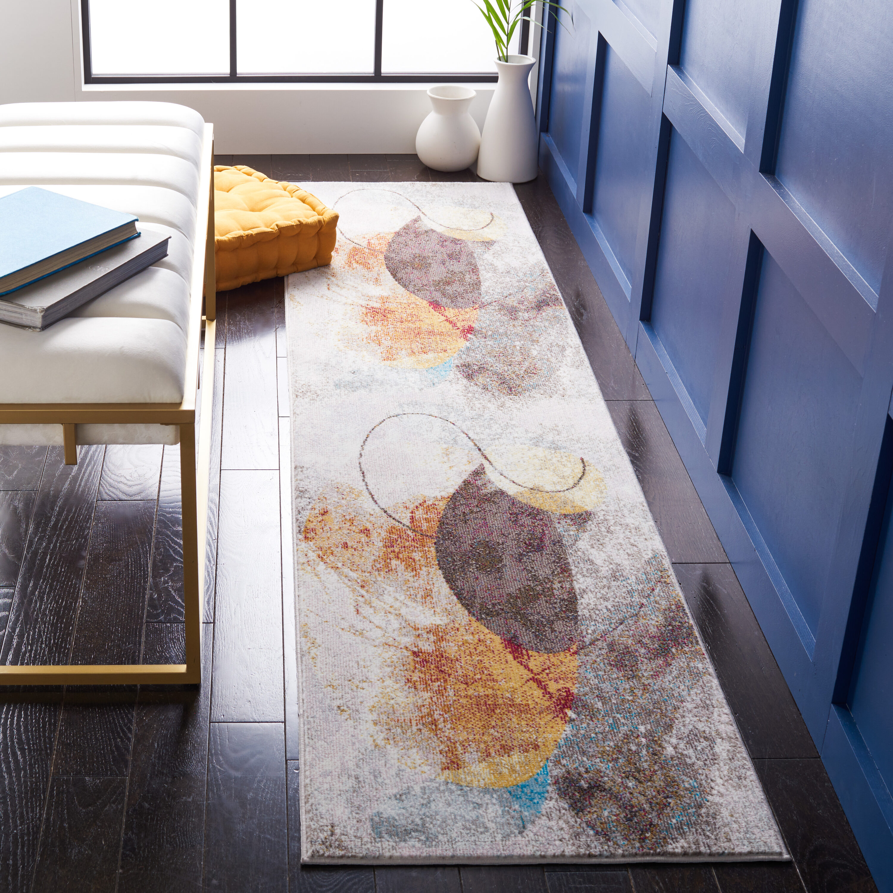 Aria 180Q Ivory/Red 2ft x 8ft Runner Rug