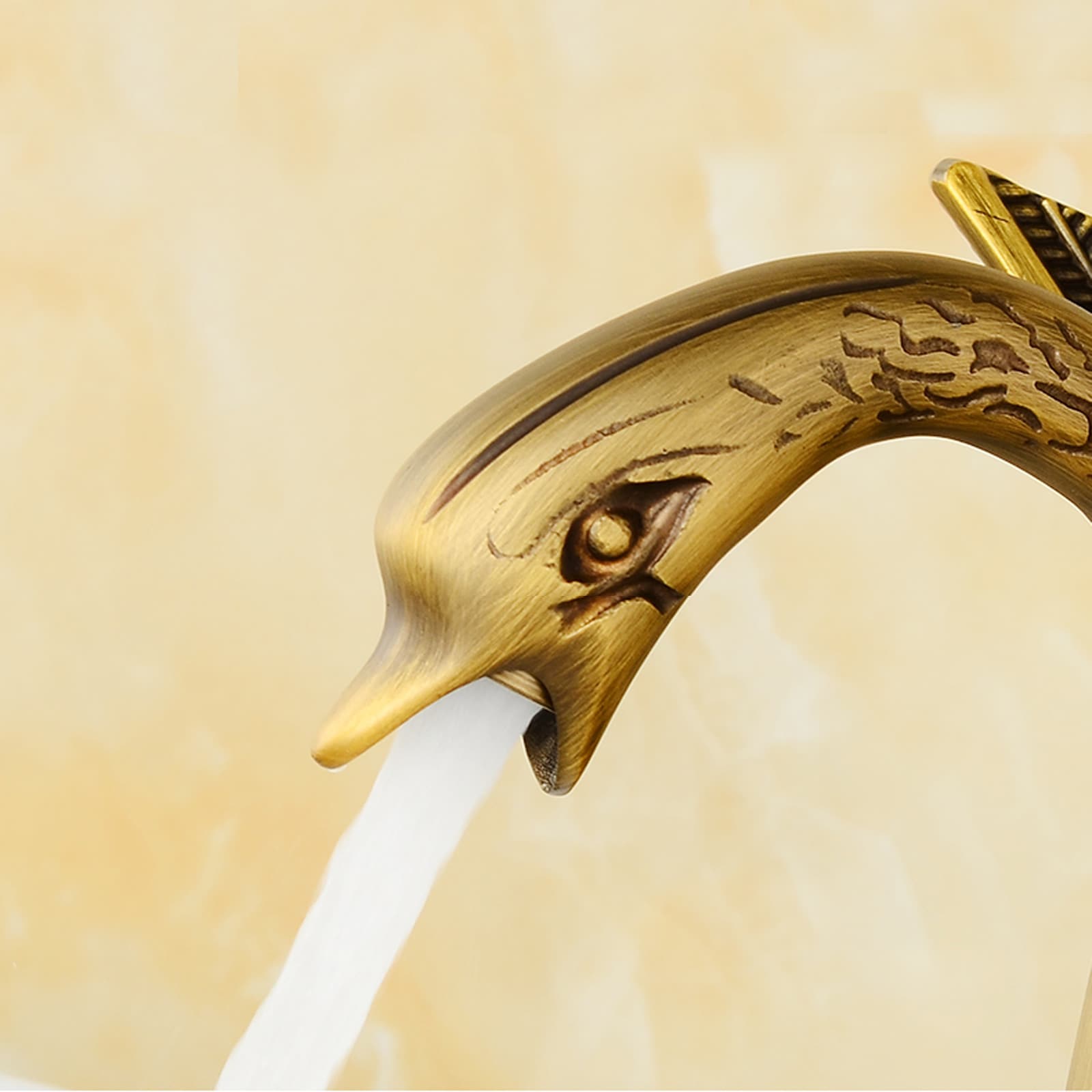 Antique Brass Swan-Shaped Single Handle Bathroom Faucet