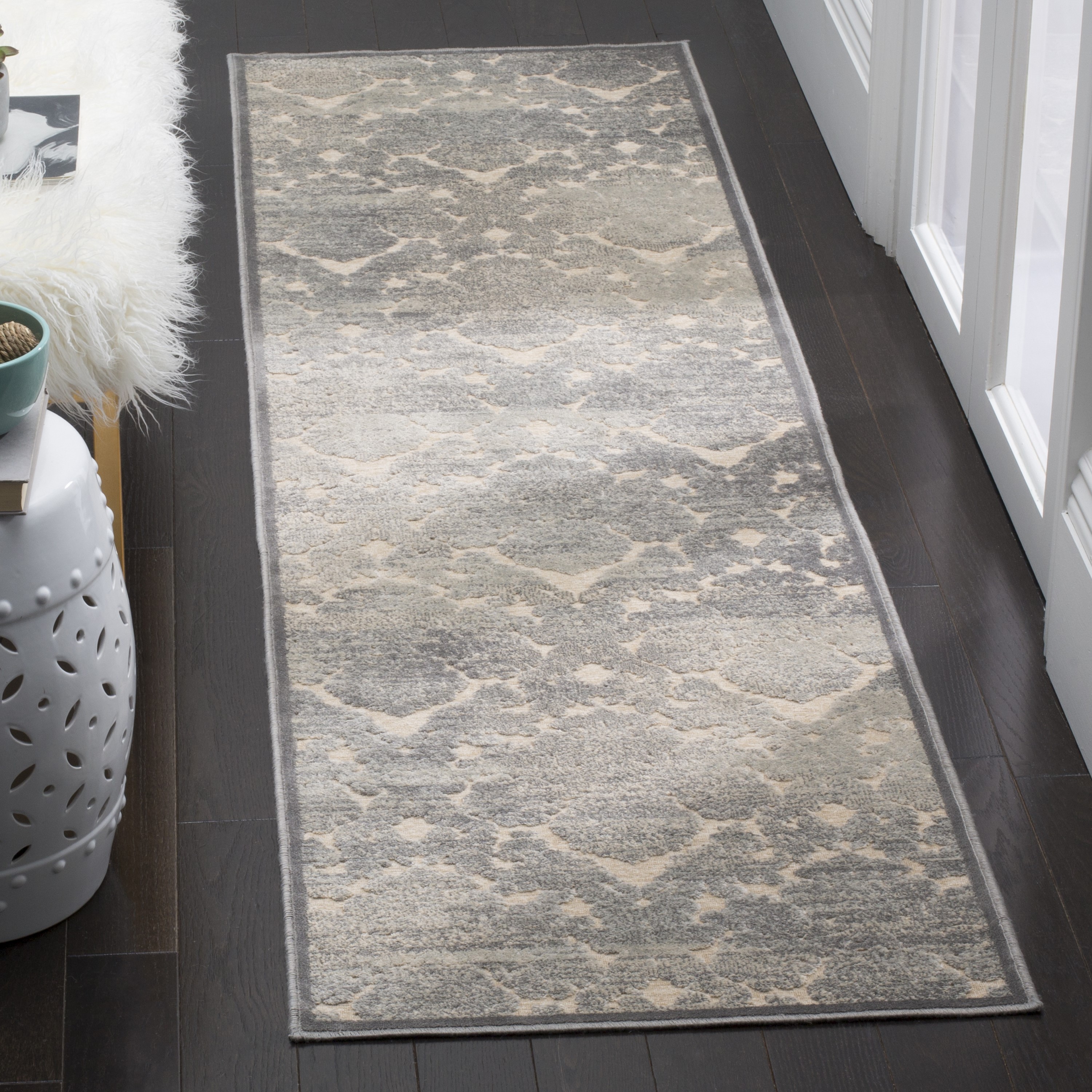 Safavieh PAR307-7140-28 Paradise Suele 2 x 8 (ft) Loomed Synthetic Cream/Slate Blue Rectangular Indoor Distressed/Overdyed Vintage Runner rug