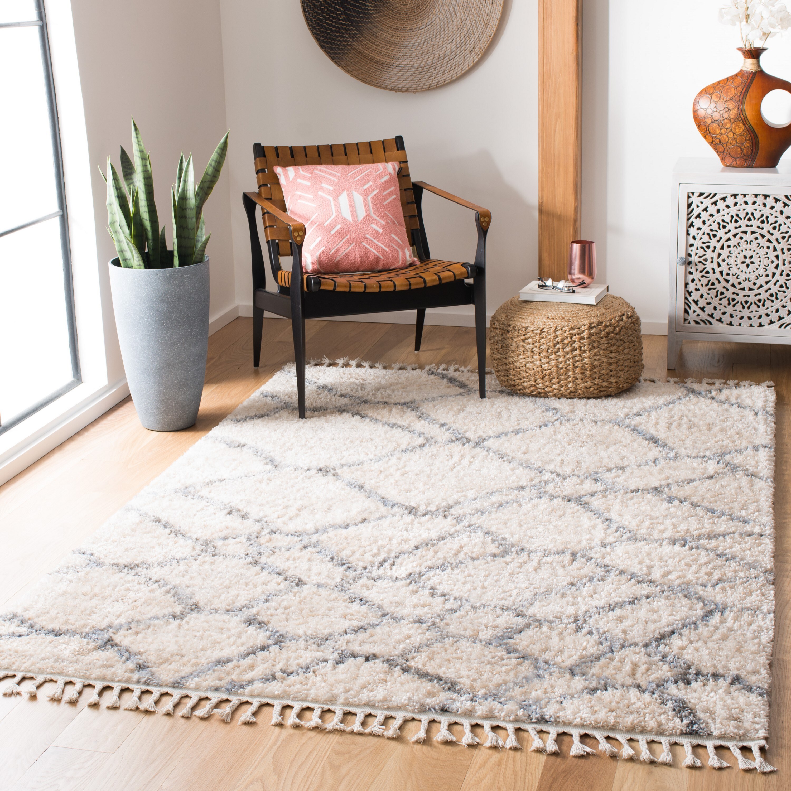 Safavieh Fringe Guaro Shag 9 X 12 (ft) Cream/Gray Indoor Abstract Moroccan  Area Rug in the Rugs department at