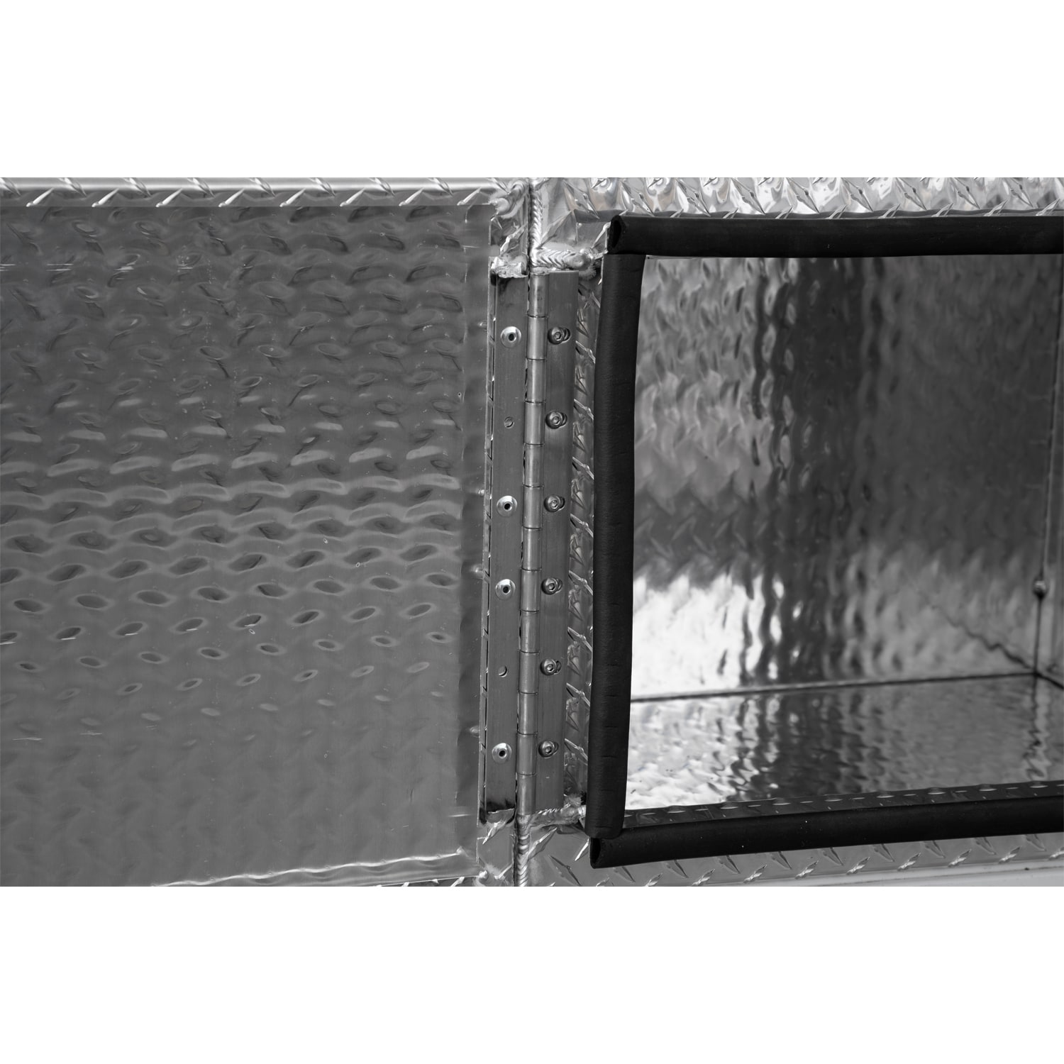 Buyers Products 24 In X 18 In Aluminum Underbody Truck Tool Box At   63587989 