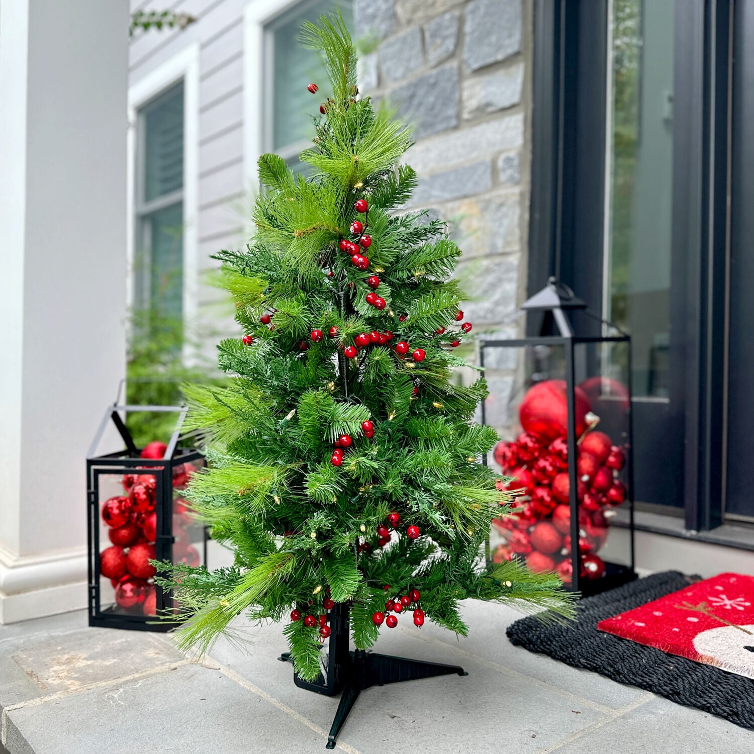 Fraser Hill Farm FFNP042-5GRB Artificial-Christmas-Trees - View #12
