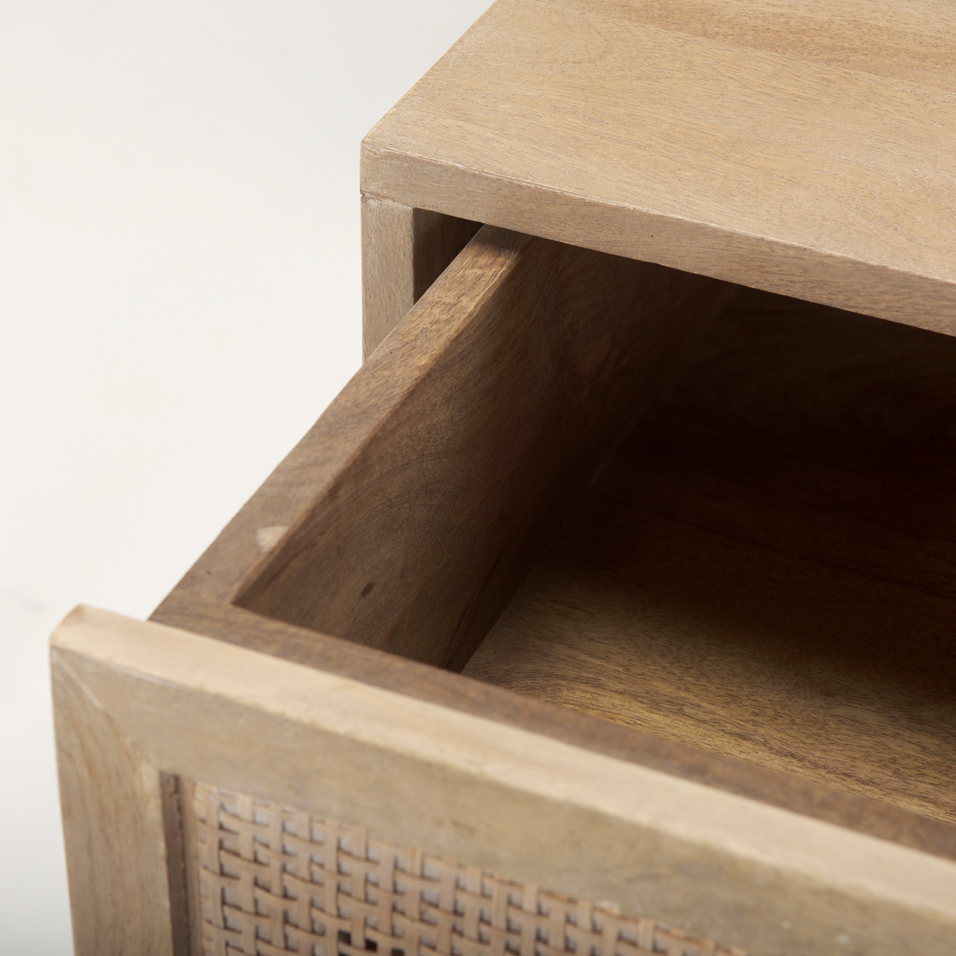 Mercana 69935 End-Tables - View #9