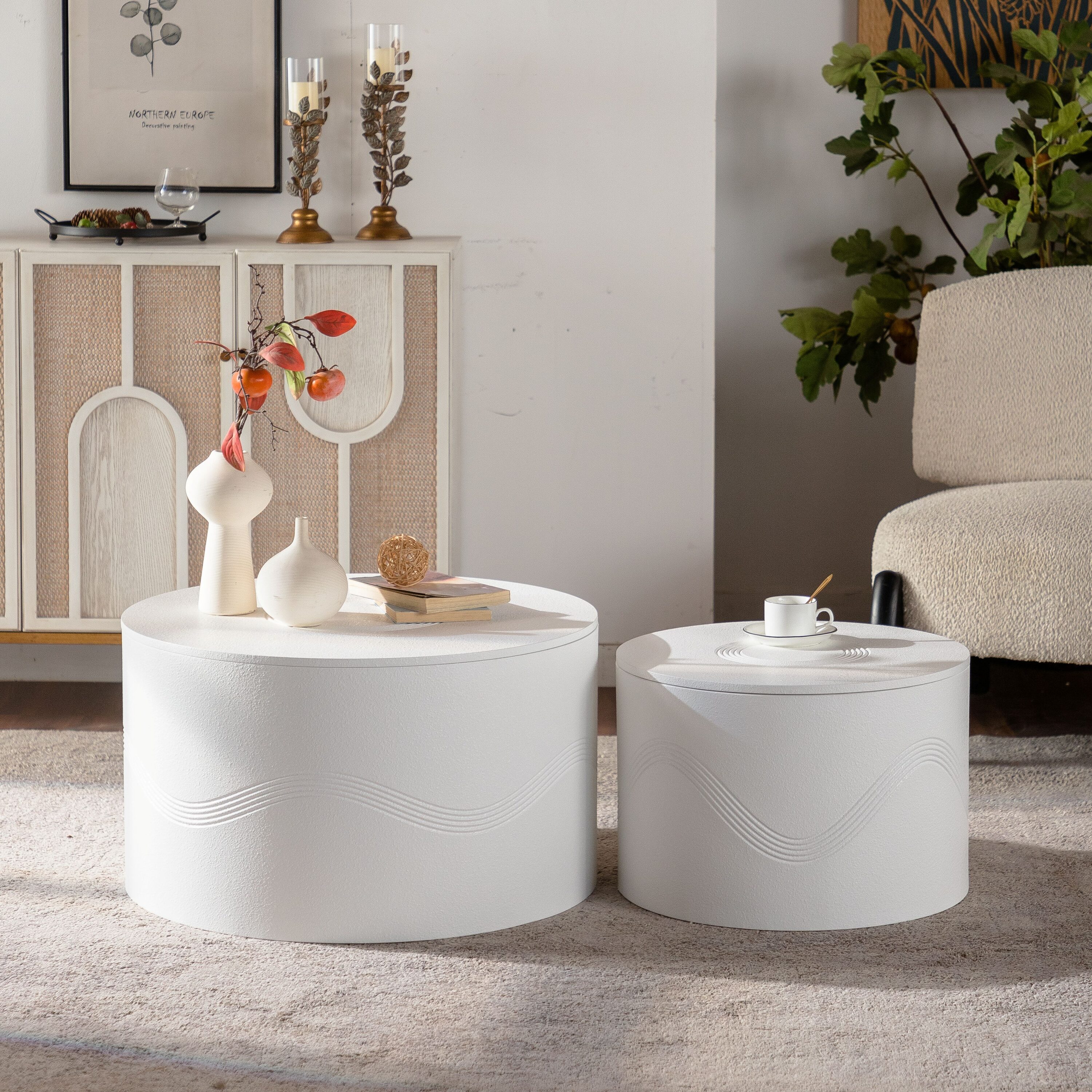 GDFStudio Indoor Modern Wavy 2-Piece 26.77-in and 19.69-in Round Wood Nesting Coffee Table Set with Hidden Storage Accent Tables Fully Assembled White