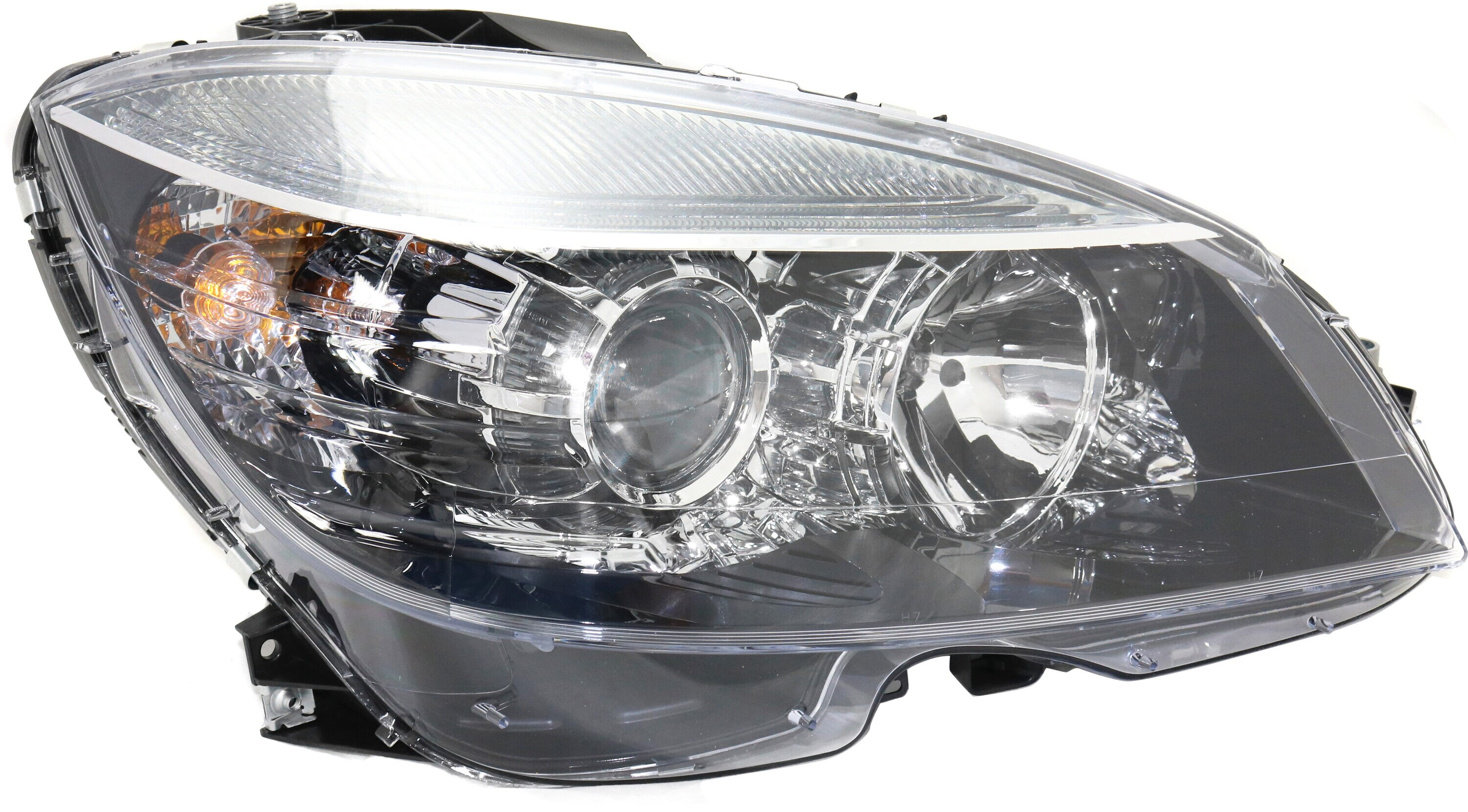 Garage-Pro JCWREPBZ100113GP Headlight Compatible with 2008-2011 Mercedes Benz C300- Fits 2008-2011 Mercedes Benz C350 Passenger Side