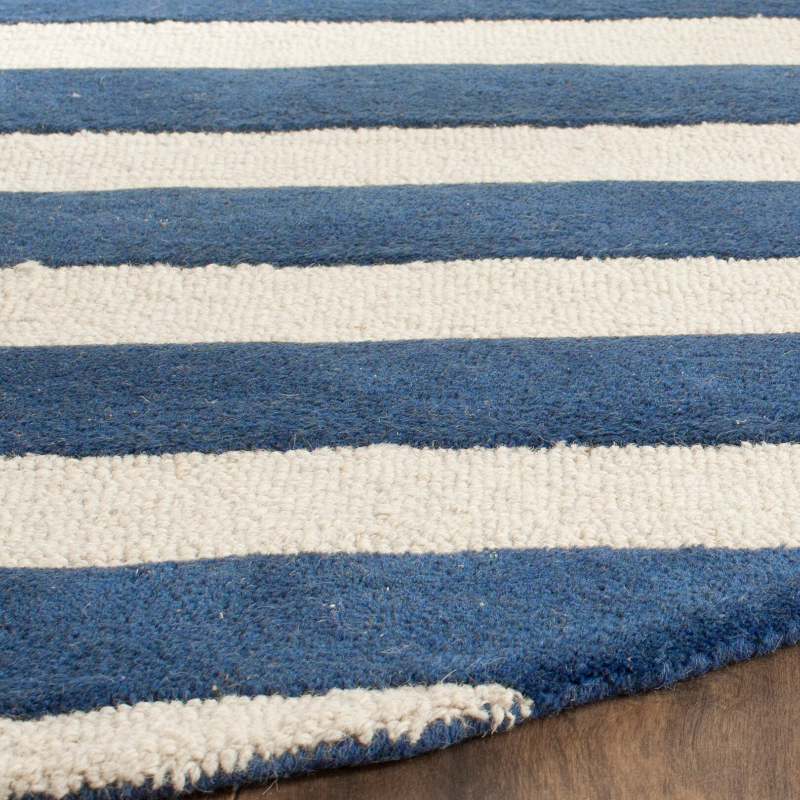 Safavieh CAM154B-6R rugs - View #3