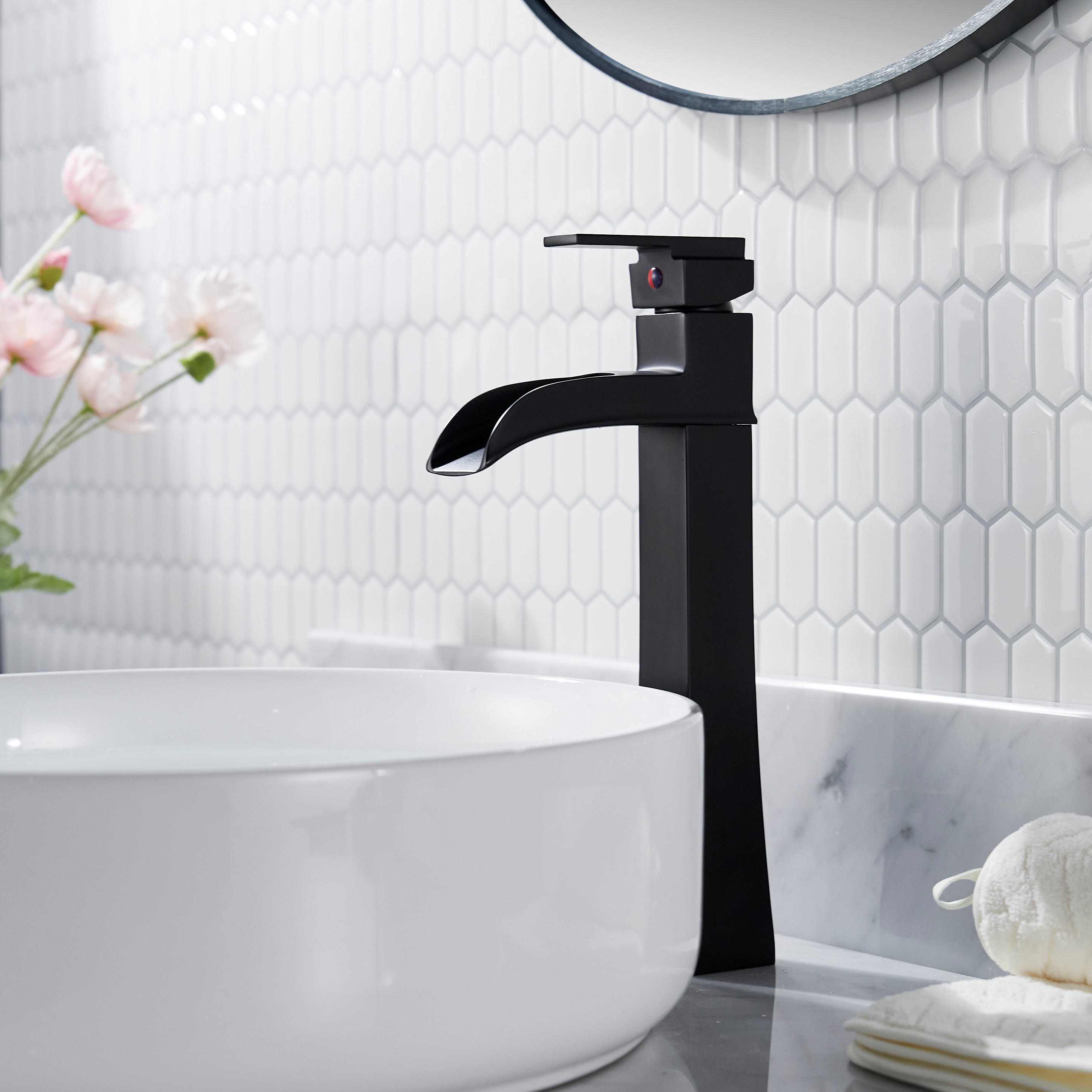 androme 39A51-BLACK-H VESSEL Matte Black Vessel 1-handle Waterfall Residential Handle Bathroom Sink Faucet with Drain