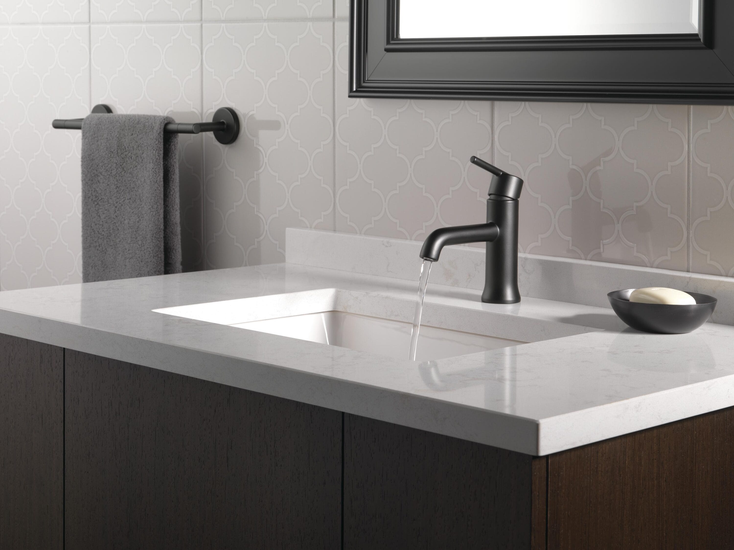 Delta 559LF-BLLPU Lavatory-Faucets - View #2