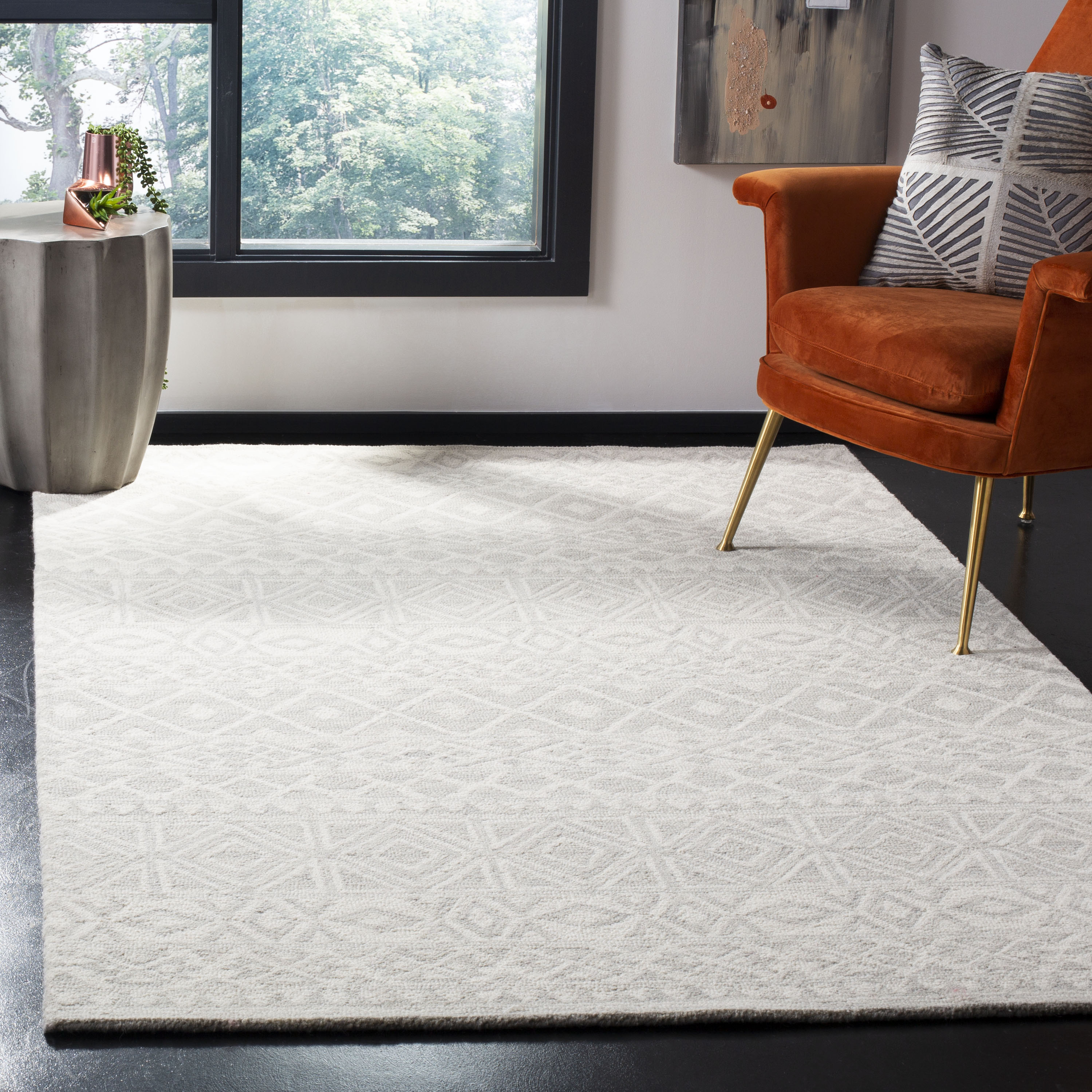 Safavieh BLM113G-8 Blossom Manervia 8 x 10 (ft) Tufted Wool Silver/Ivory Rectangular Indoor Geometric Farmhouse/Cottage Area rug