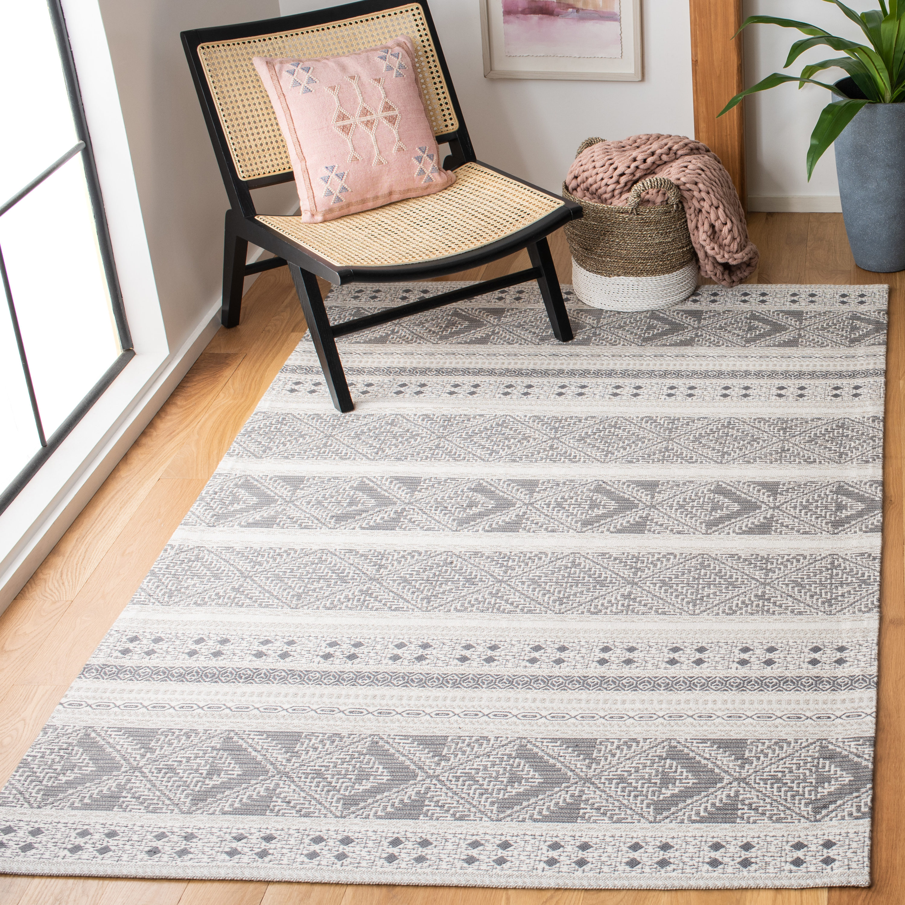 Safavieh CLV717F-5 rugs - View #5