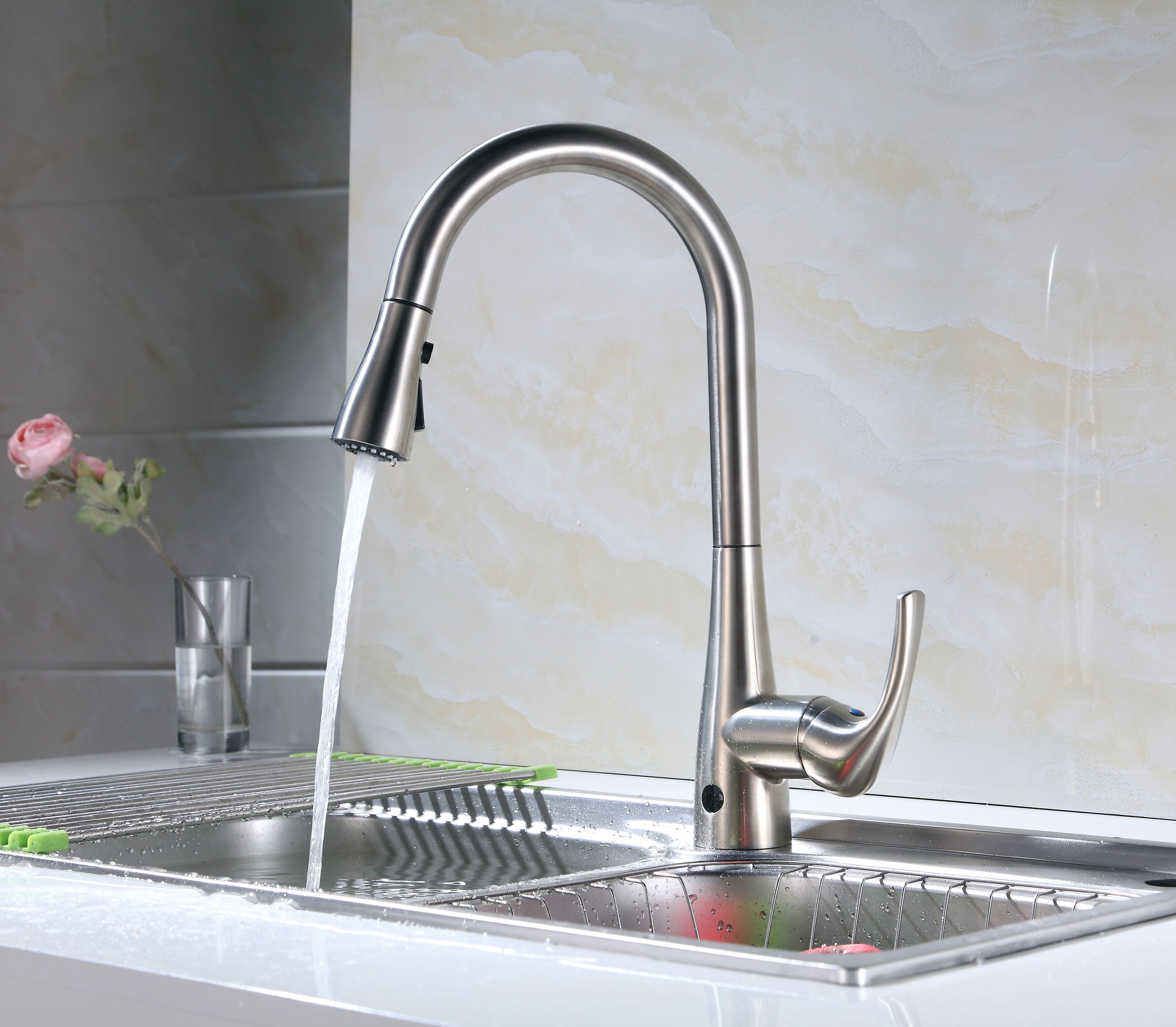 Runfine Leeds Brushed Nickel Single Handle High-arc Kitchen Faucet with  Deck Plate in the Kitchen Faucets department at