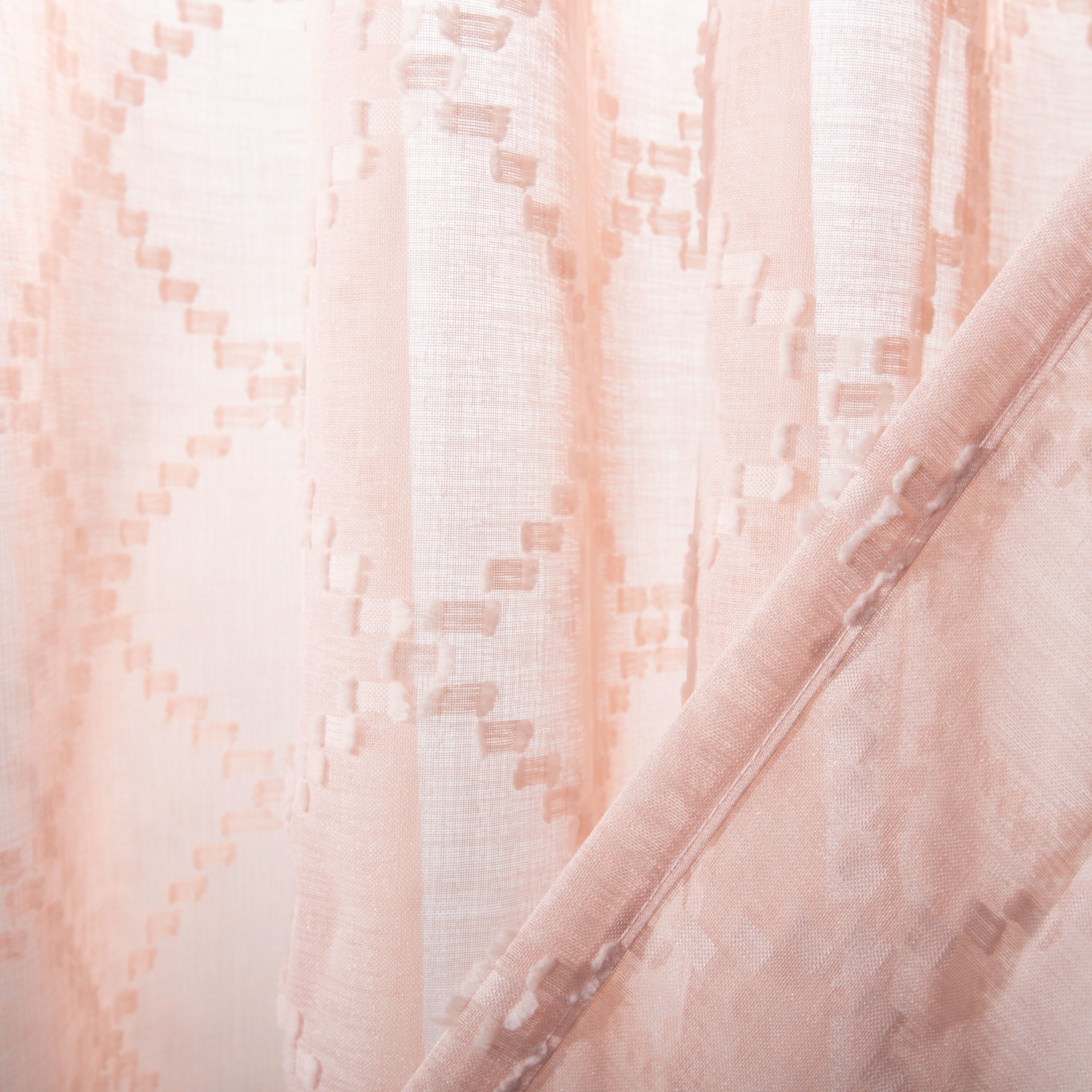 Safavieh WDT1047C-5284 curtains - View #3