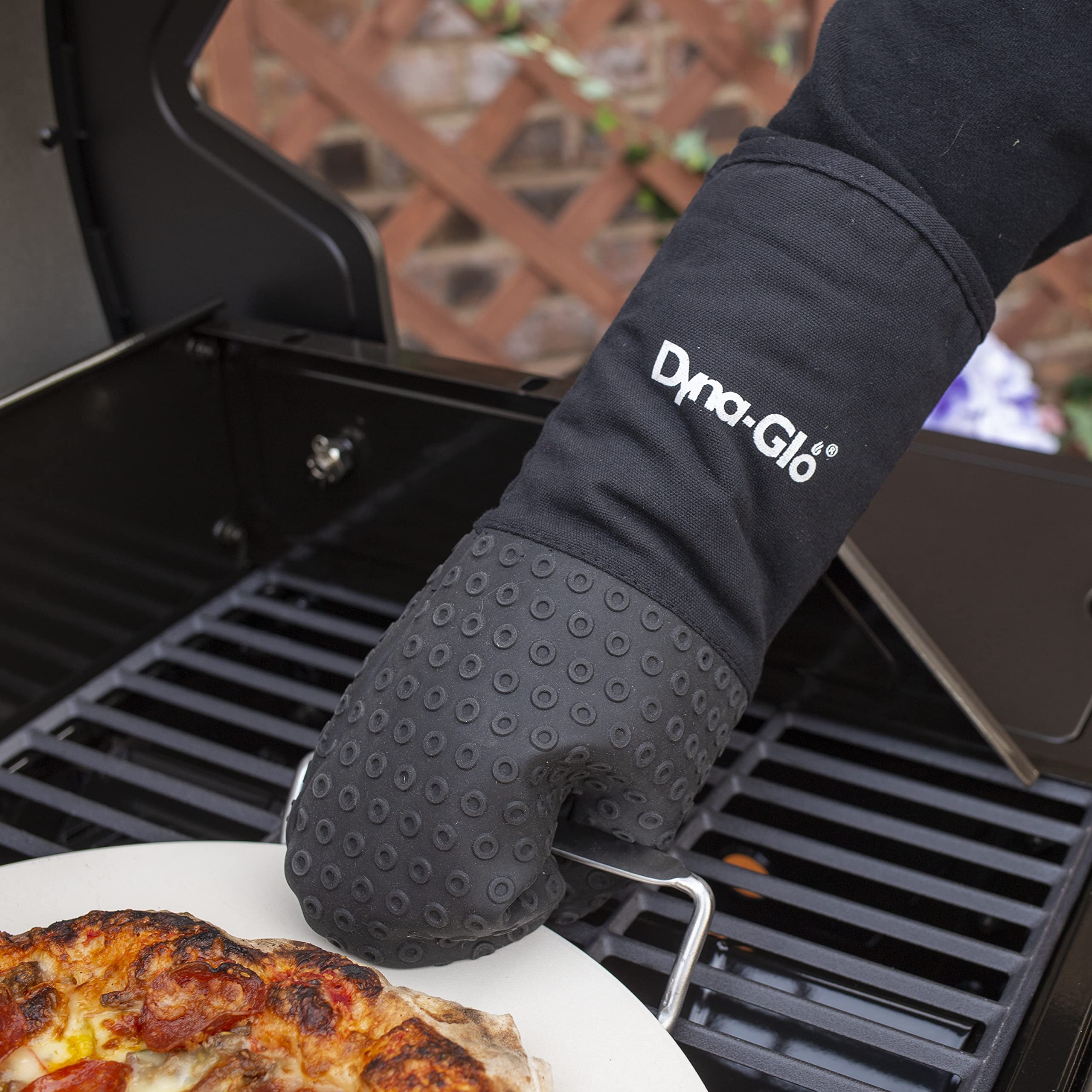 Dyna-Glo DG14SM Grilling-Tools-Utensils - View #2