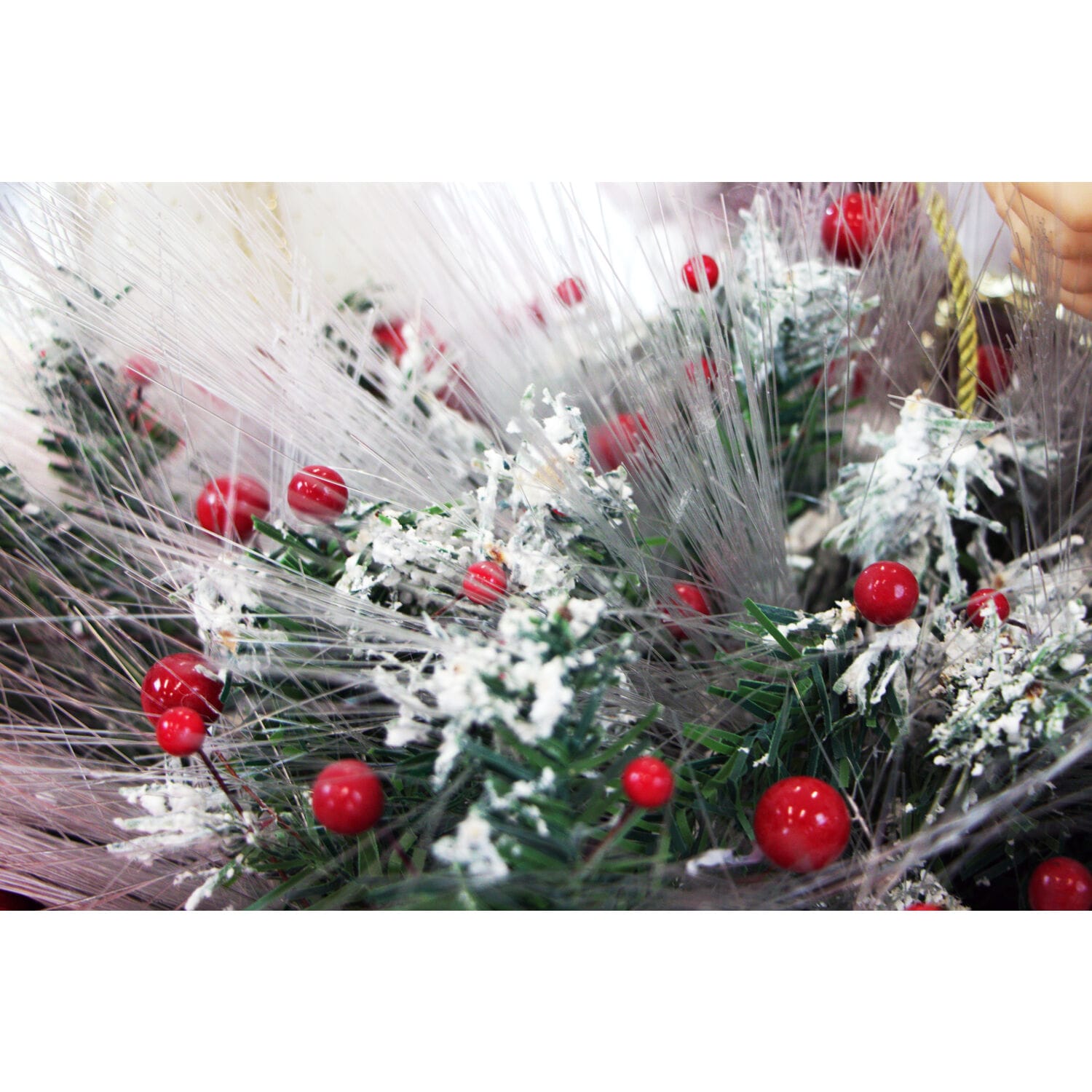 Fraser Hill Farm FSC036-1RD Table-Christmas-Decorations - View #13