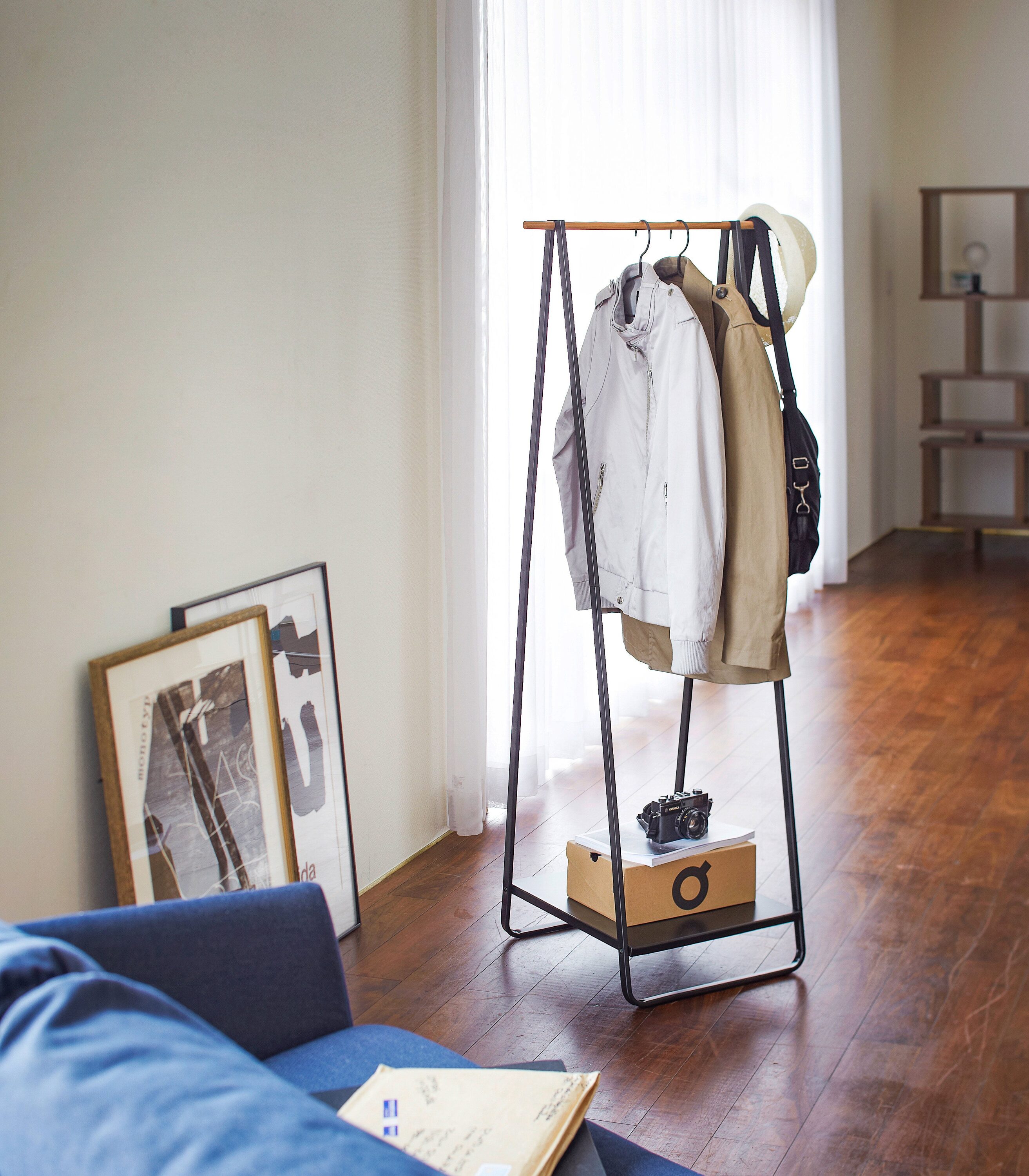 Yamazaki 2298 Coatrack-Stands-Pedestals - View #4