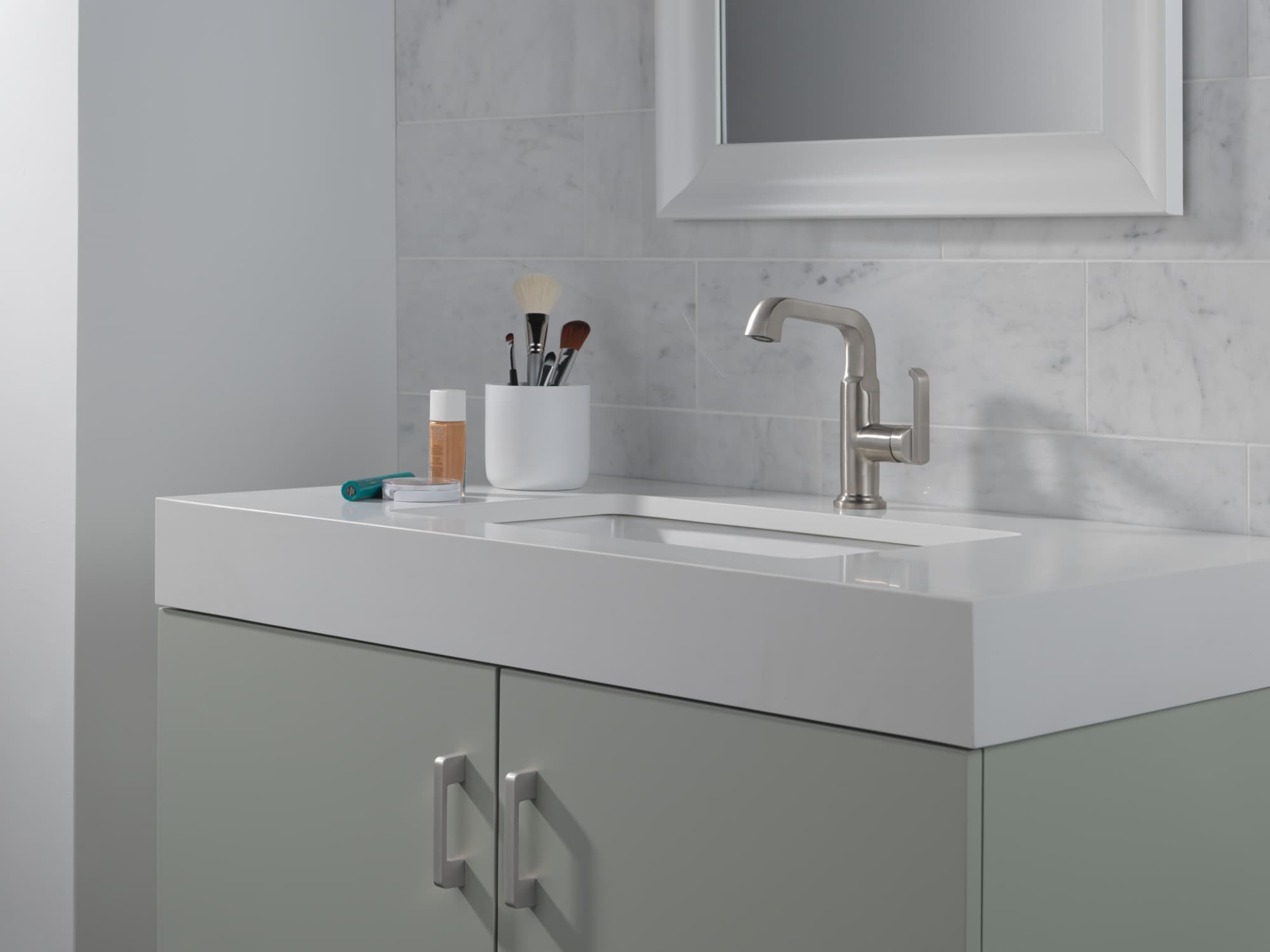 Delta 689-SS-PR-DST Lavatory-Faucets - View #9