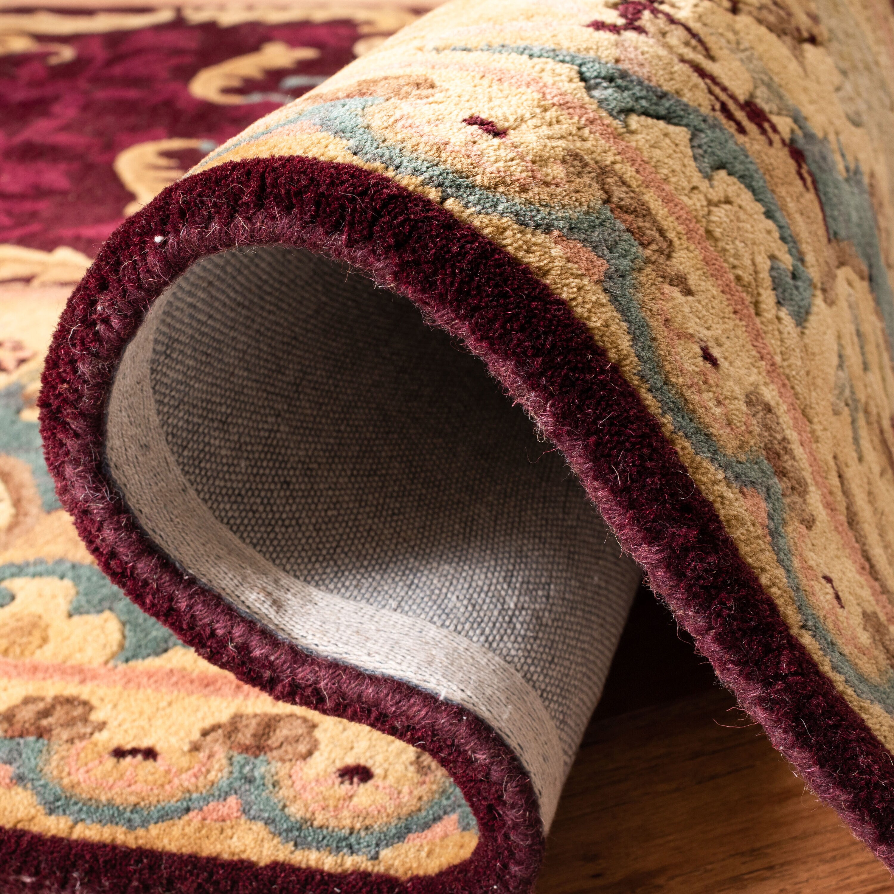Safavieh EM422A-10 rugs - View #7