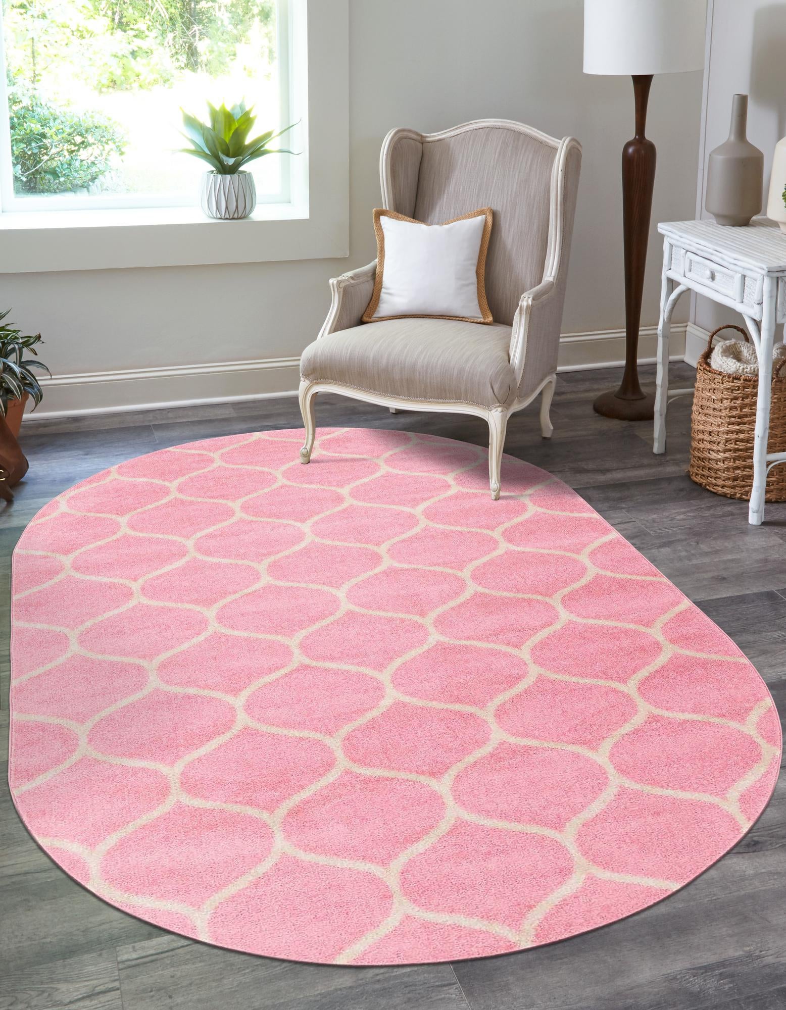 Unique Loom 3151536 Trellis Frieze 3 x 5 (ft) Loomed Polypropylene Light Pink Oval Indoor Trellis Area rug