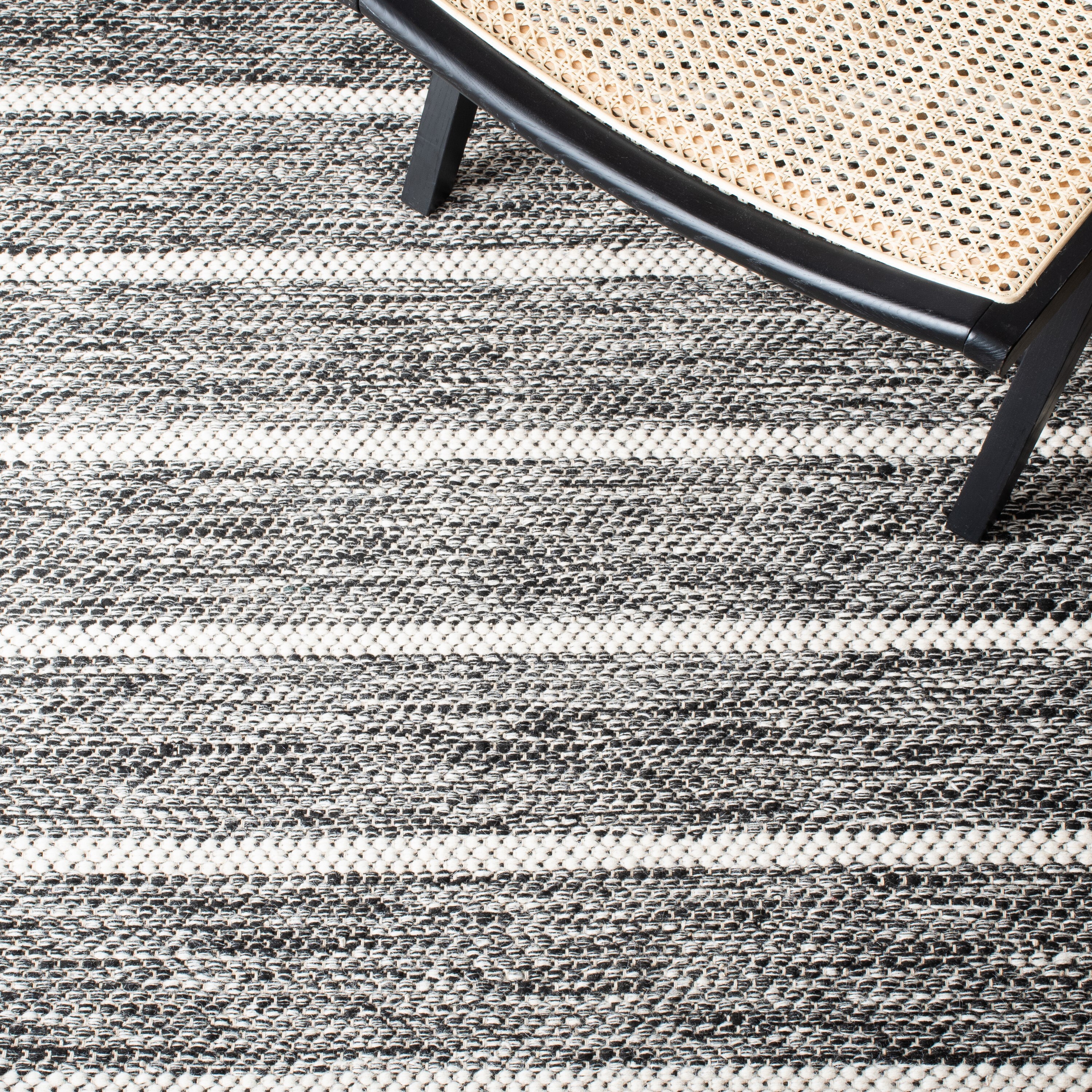 Handmade Black and Ivory Stripe Wool 4' x 6' Area Rug