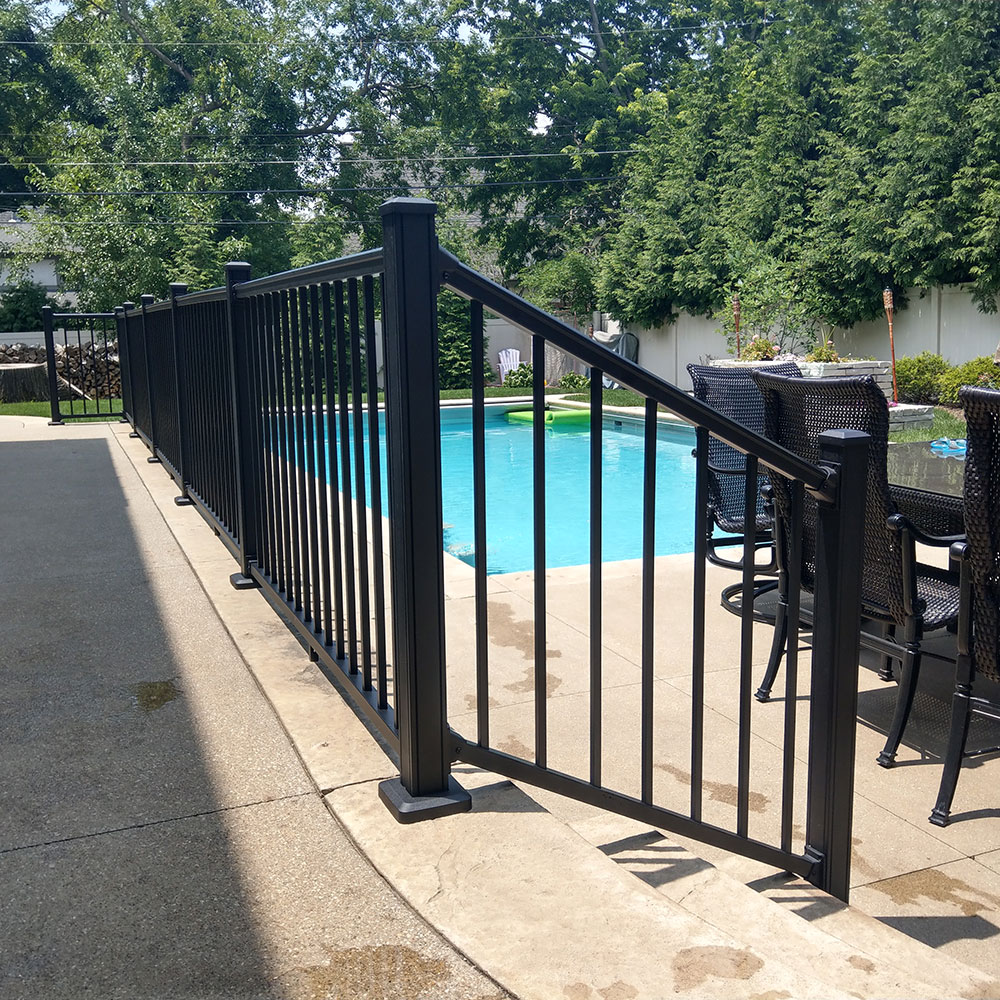 Weatherables CBR-B42-A8S railings - View #2