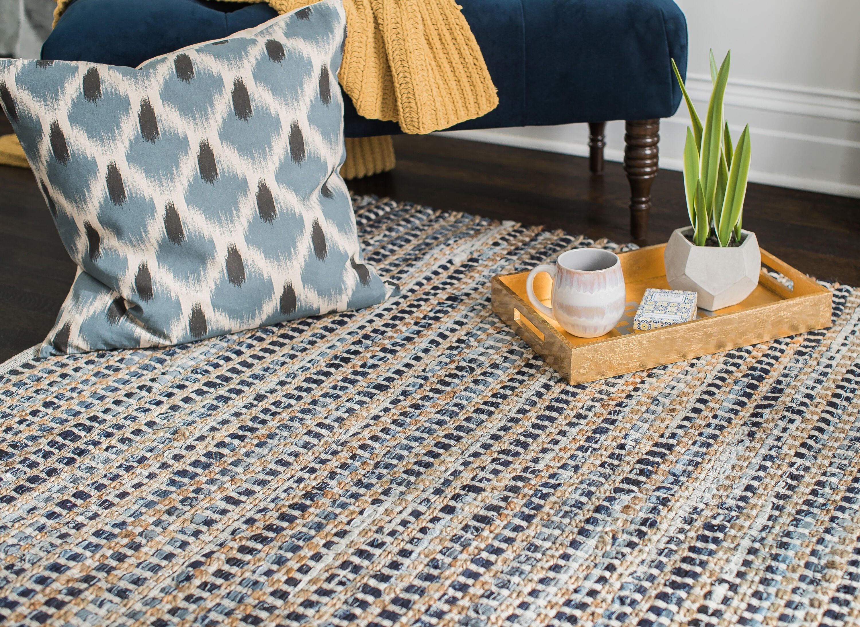 Handmade Blue Wool and Cotton 8' x 10' Rectangular Rug