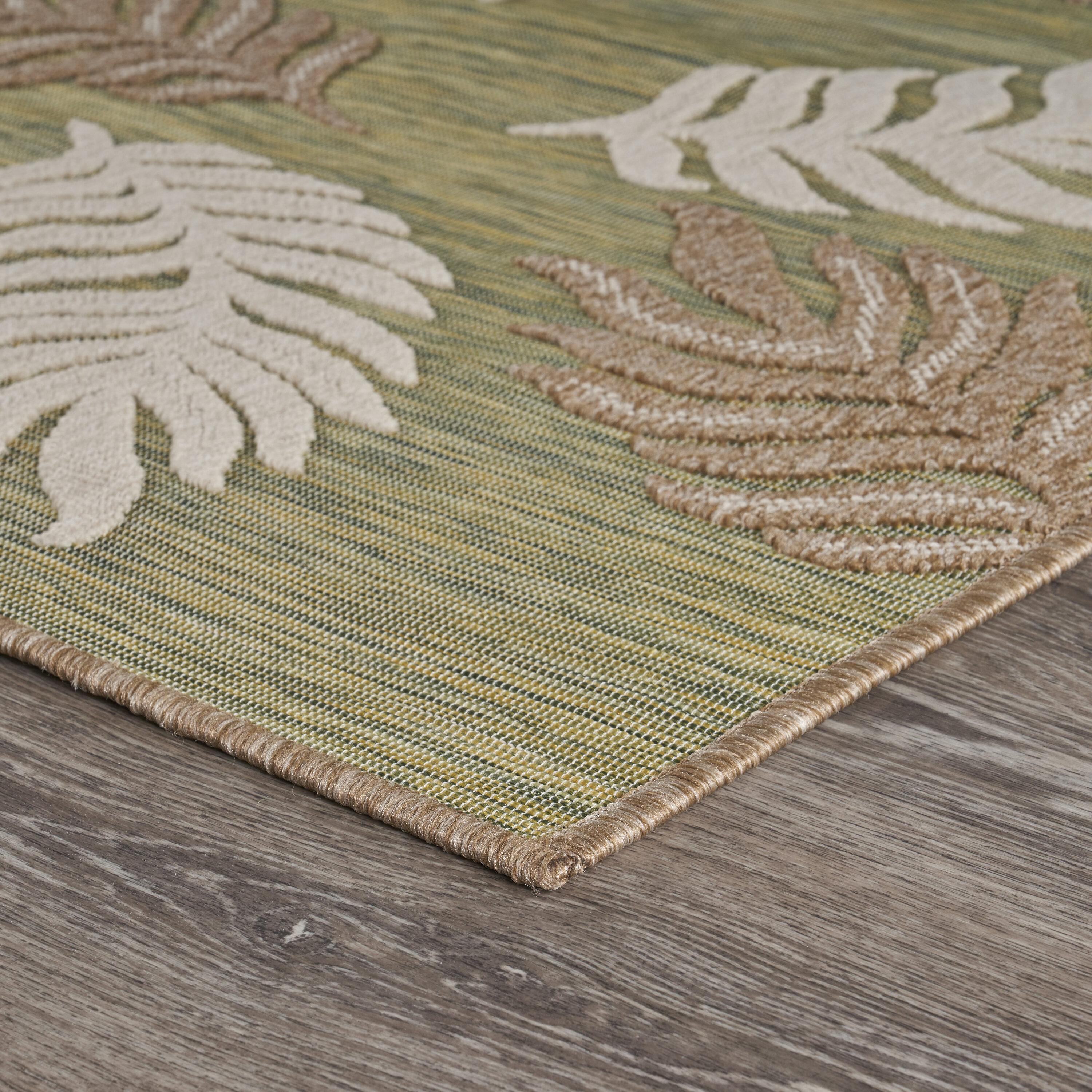Tropical Green Leaf 5' x 7' Easy-Care Indoor/Outdoor Area Rug