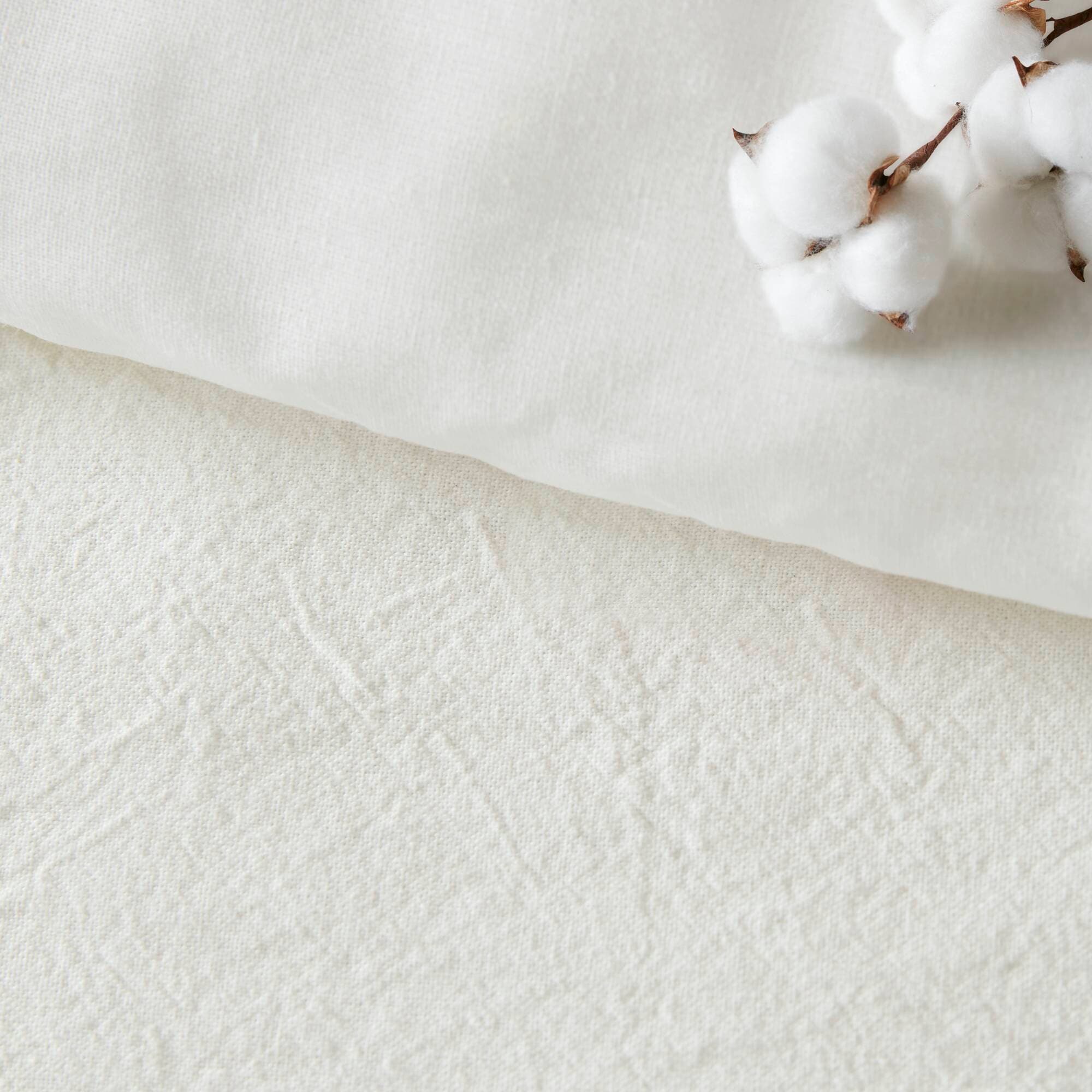 Cozy Cotton Twin Pom Pom Kids' Quilt Set in White