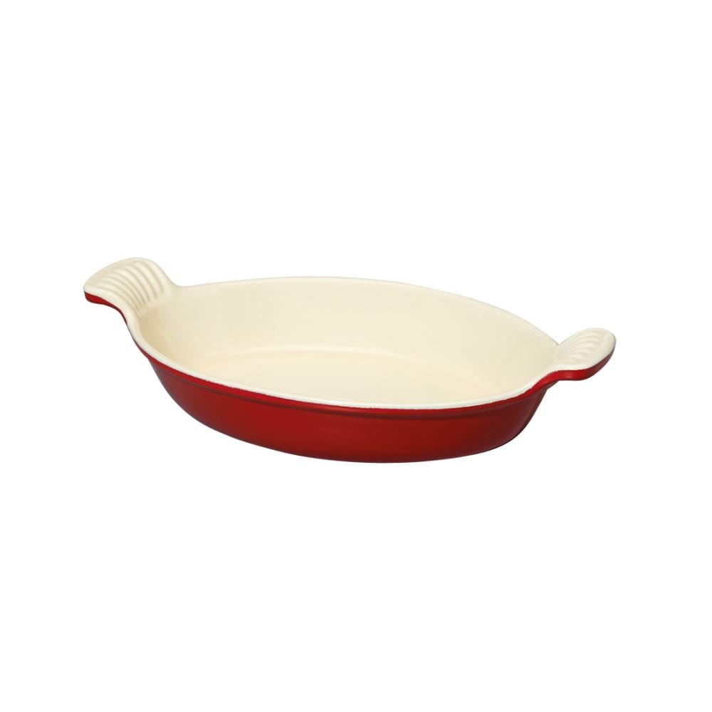 Chasseur Staub Cast Iron Oval Casserole Dish, 14-Inch, Red - Handmade in  France Since 1924 - Perfect for Baking and Roasting in the Bakeware  department at