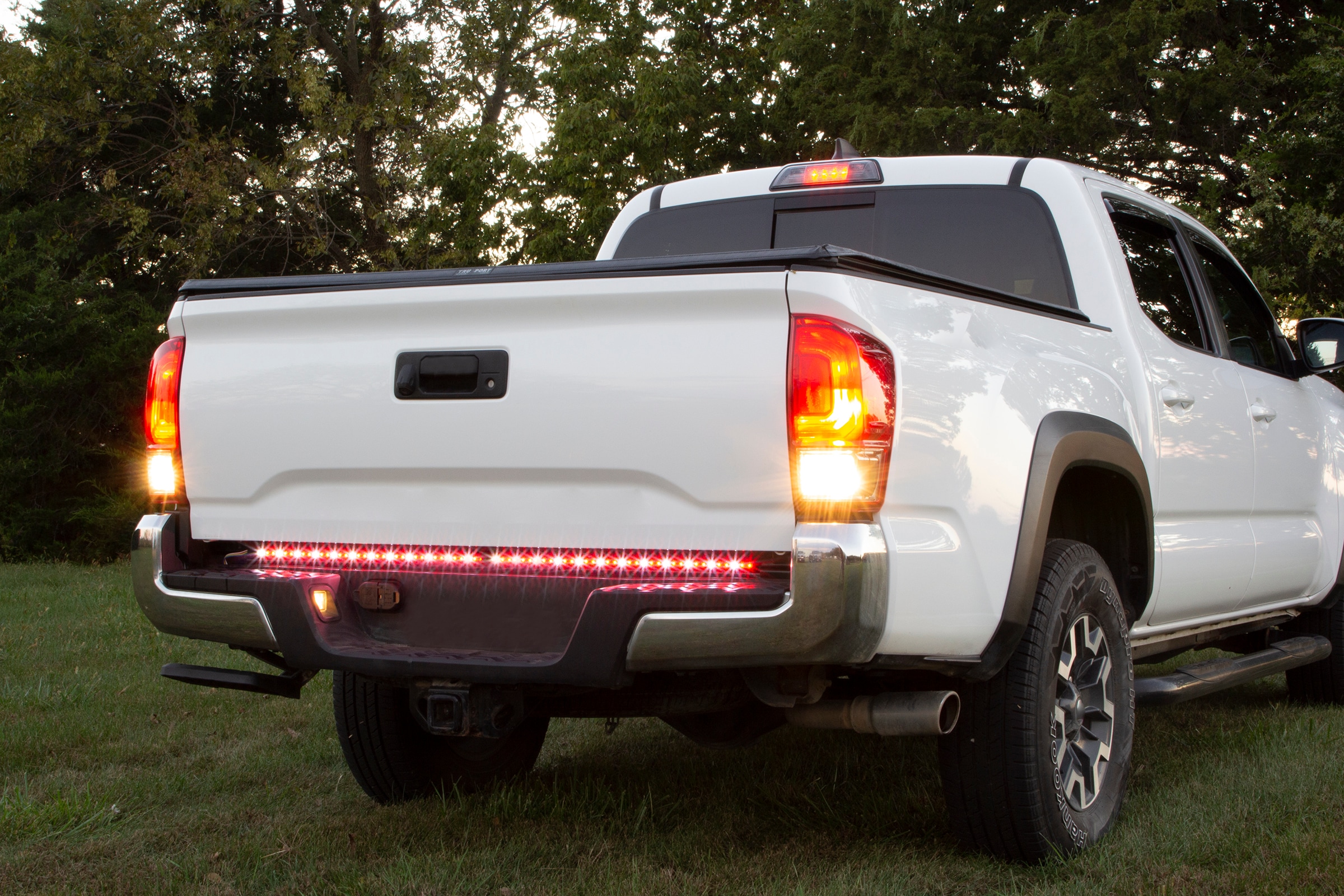 Hopkins LED STT 48 60 in Tailgate Light Quick and Easy