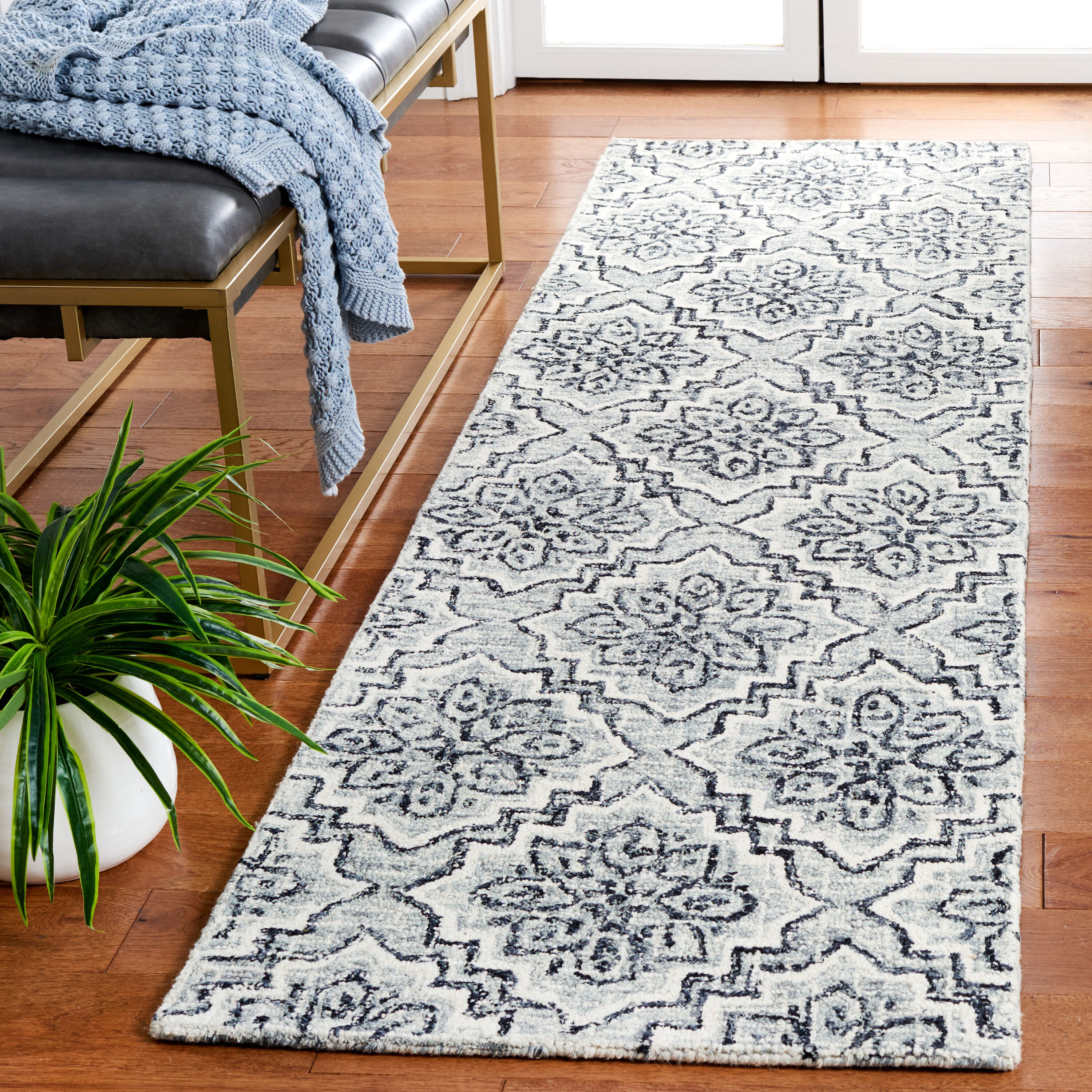 Abstract 201 Dark Blue/Gray Traditional 2ft-3in x 8ft Runner Rug