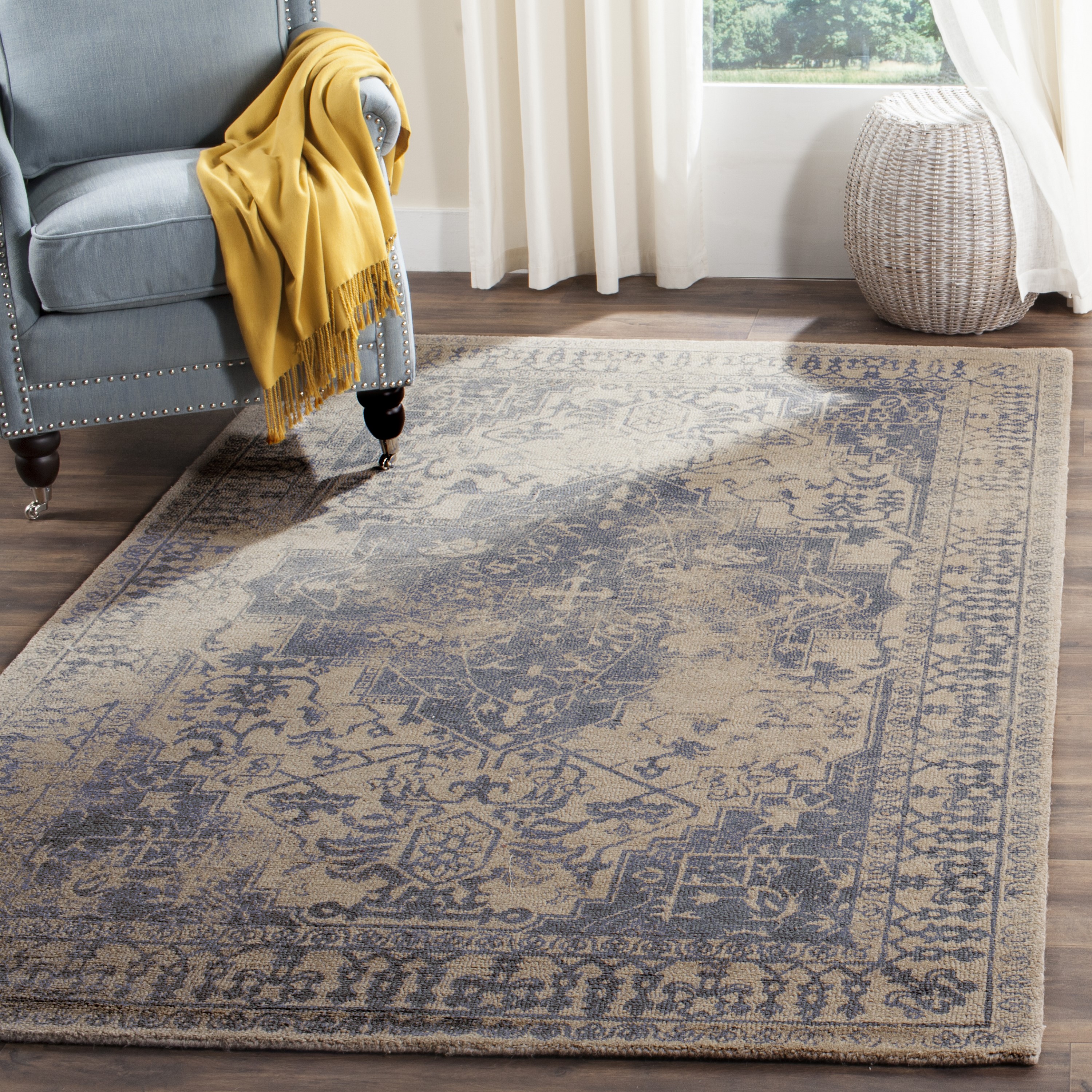 Handmade Blue and Grey Wool Rectangular Accent Rug, 2' x 3'