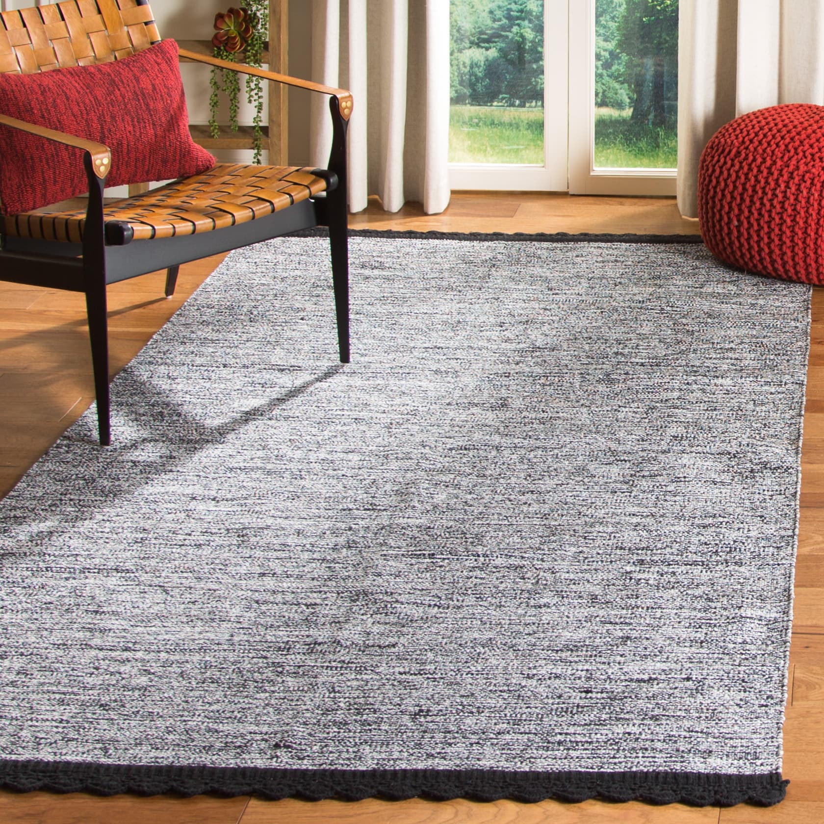 Safavieh MTK615A-8 Montauk Alburg 8 x 10 (ft) Cotton Black Rectangular Indoor Coastal Area rug