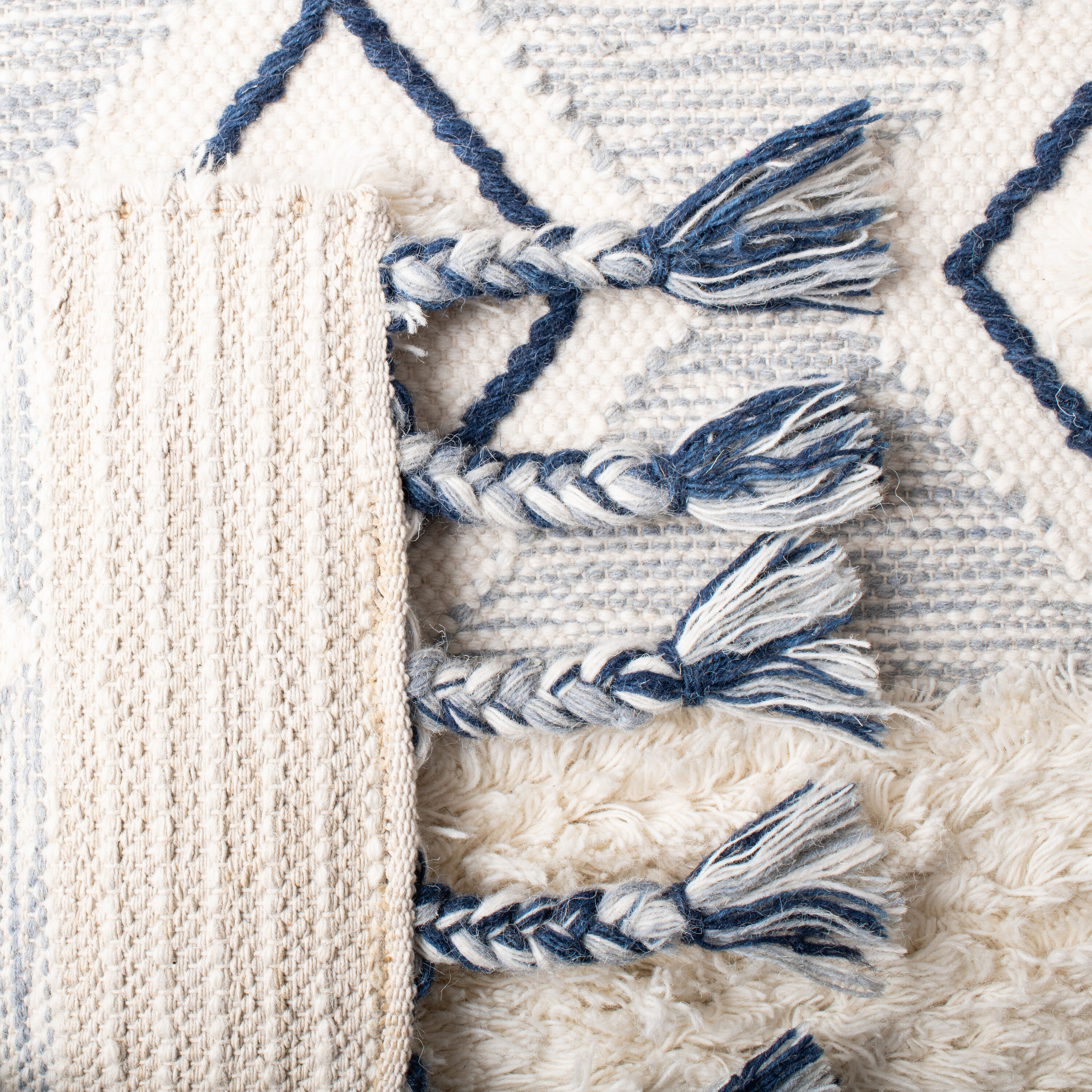 Safavieh NAT678A-5 rugs - View #3