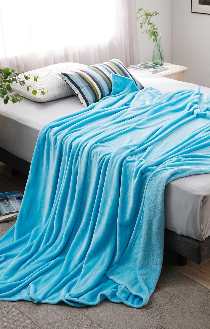 NY Loft Clay Blue 90-in x 108-in Fleece Blanket at