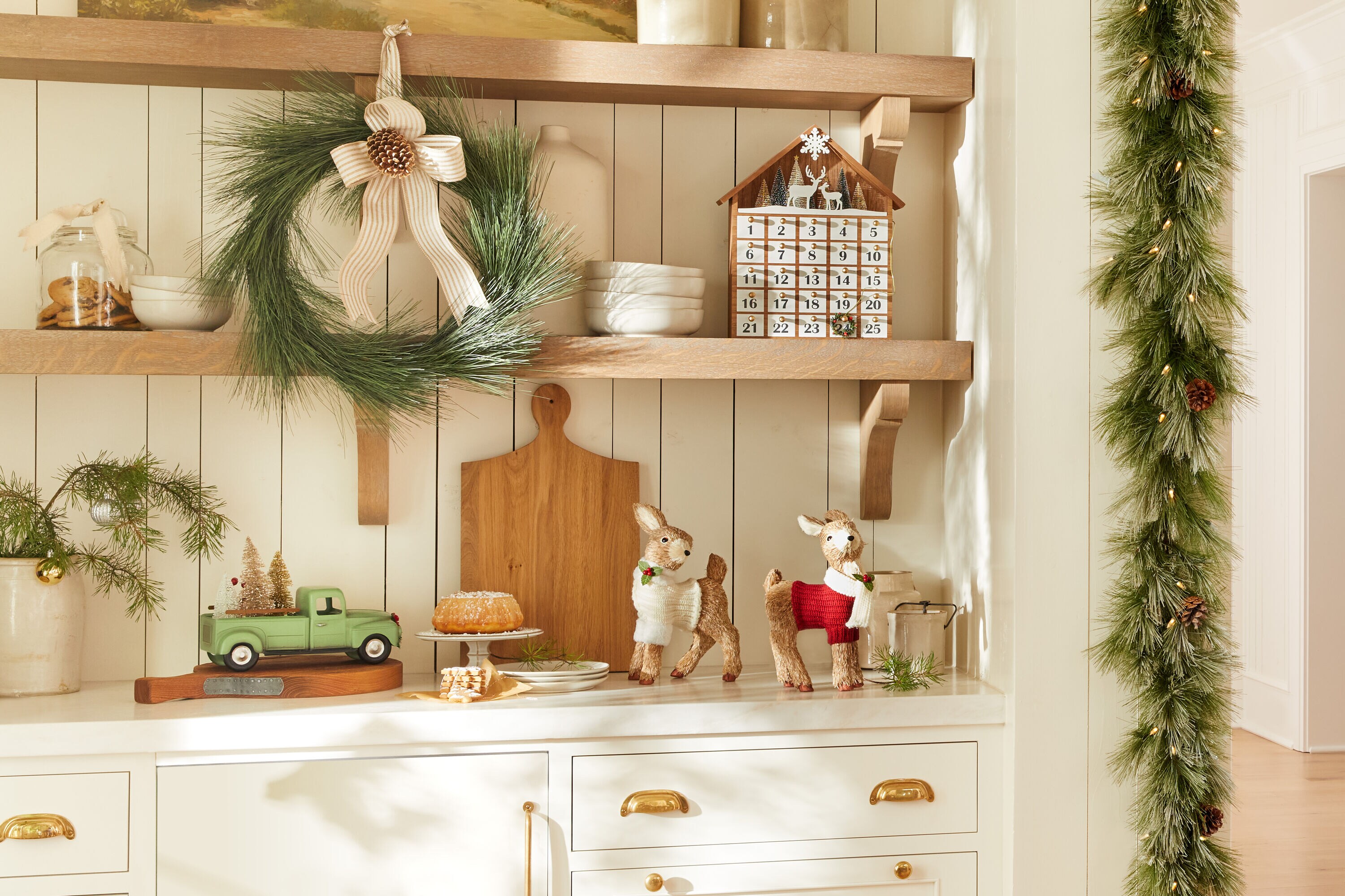 Holiday Living 972308 Artificial-Christmas-Garland - View #2