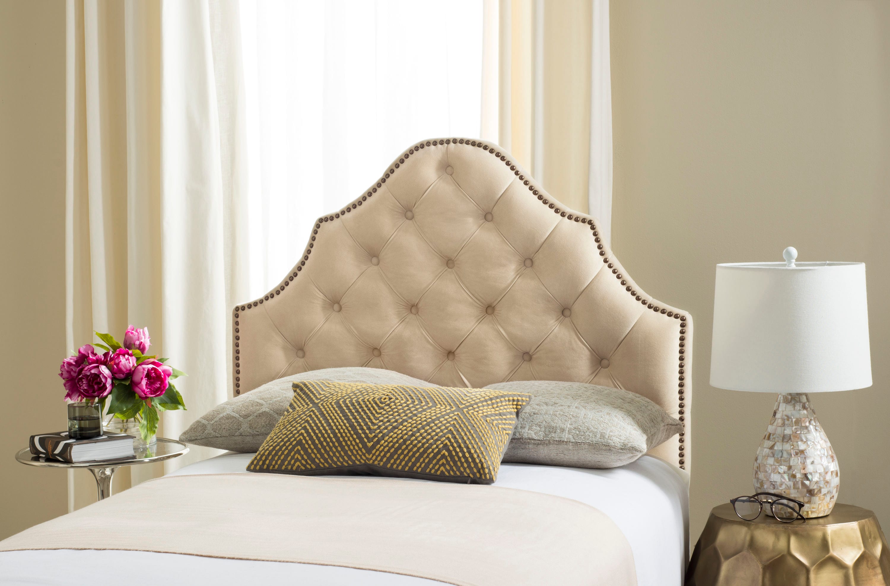 Safavieh Arebelle Buckwheat Twin Polyester Upholstered Headboard In The ...