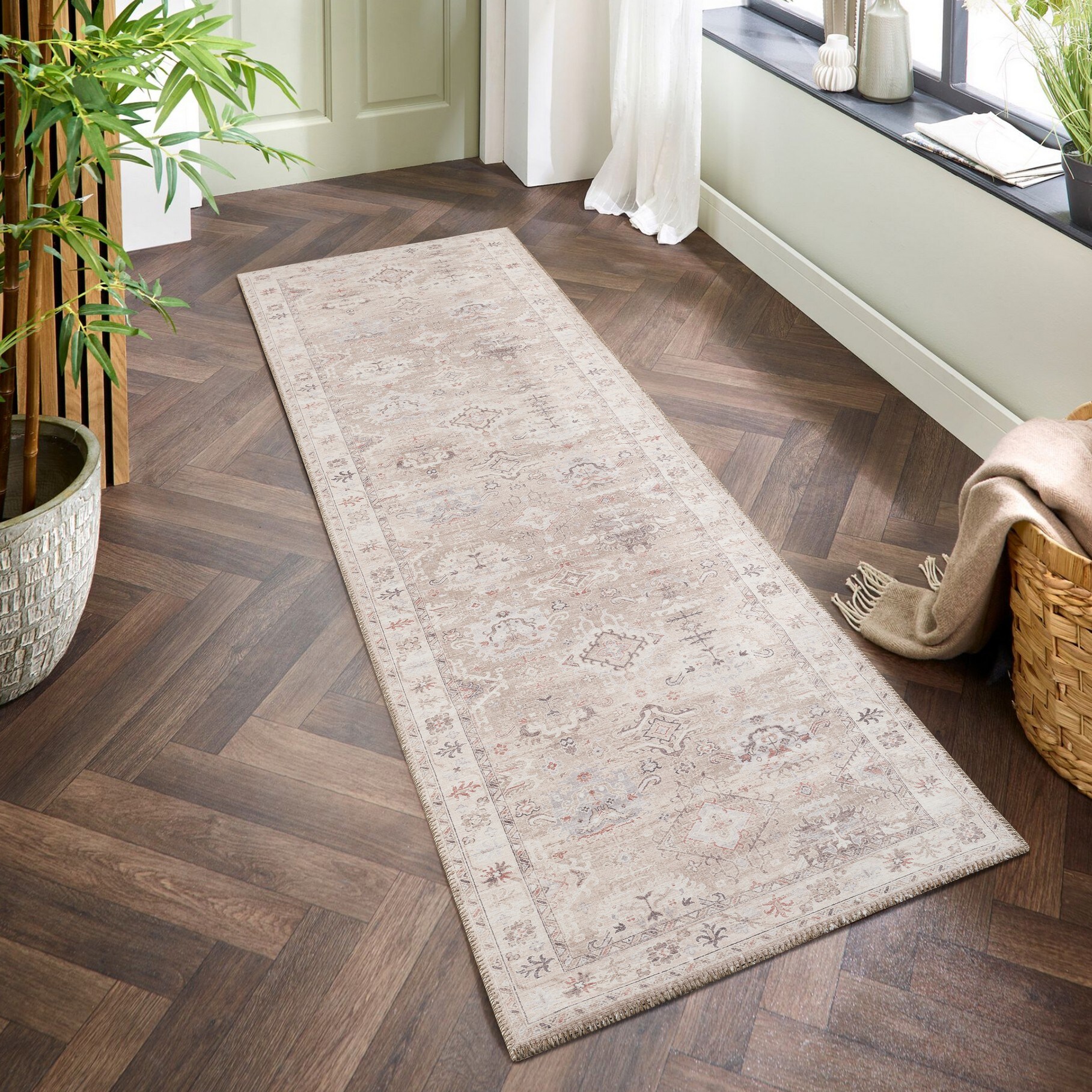 GLANZEND  31-in x 118-in Woven Polyester Multi Rectangular Indoor Living Room Traditional Stain Resistant Kid and Pet Friendly Area Rug