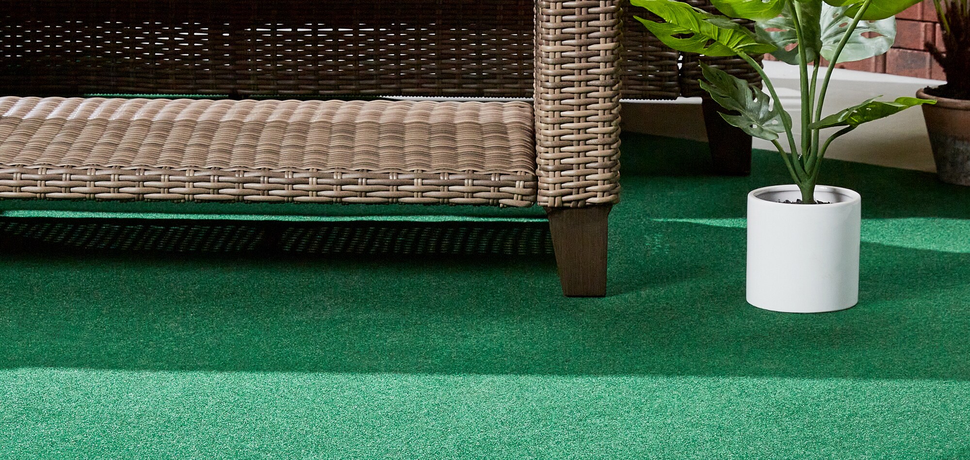 Project Source 6 X 8 (ft) Green Indoor/Outdoor Solid Area Rug