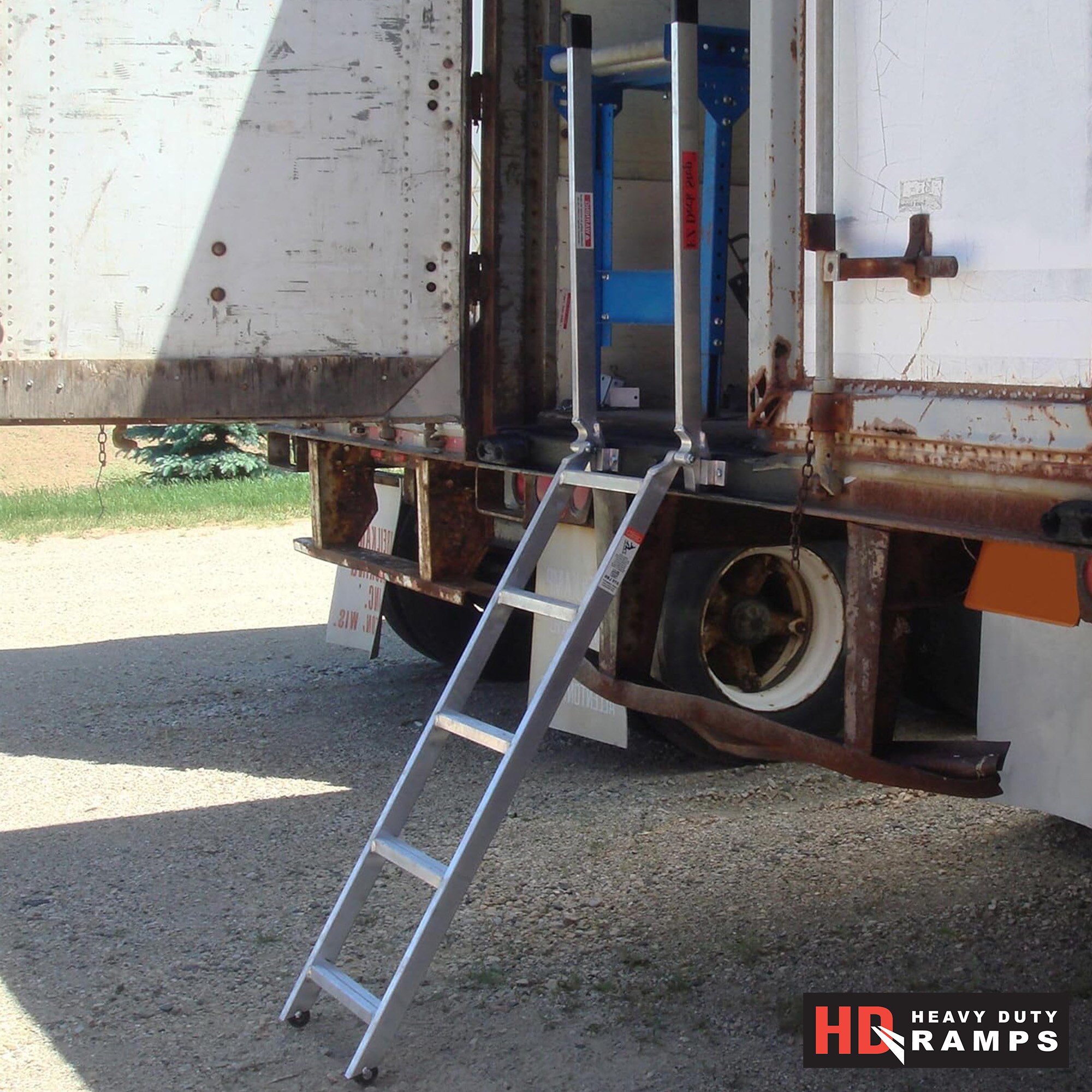 HD Ramps LADDER-16-60 Step-Ladders - View #4