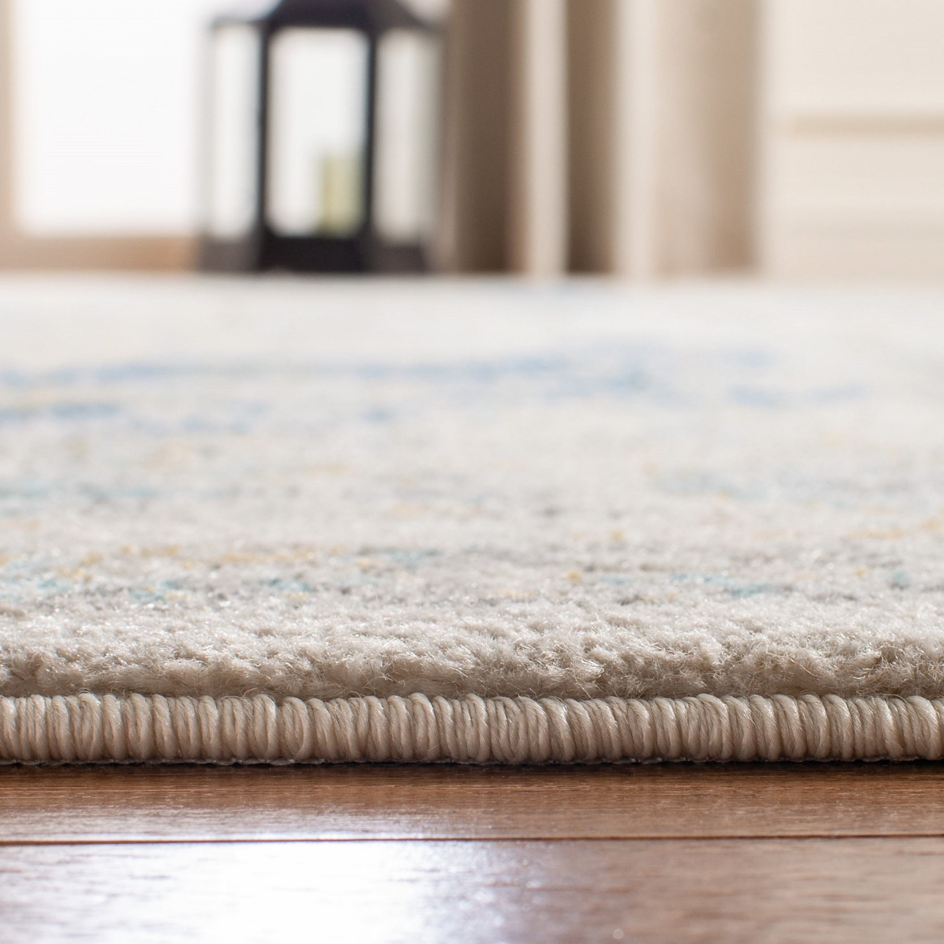 Safavieh EVK220C-9SQ rugs - View #4