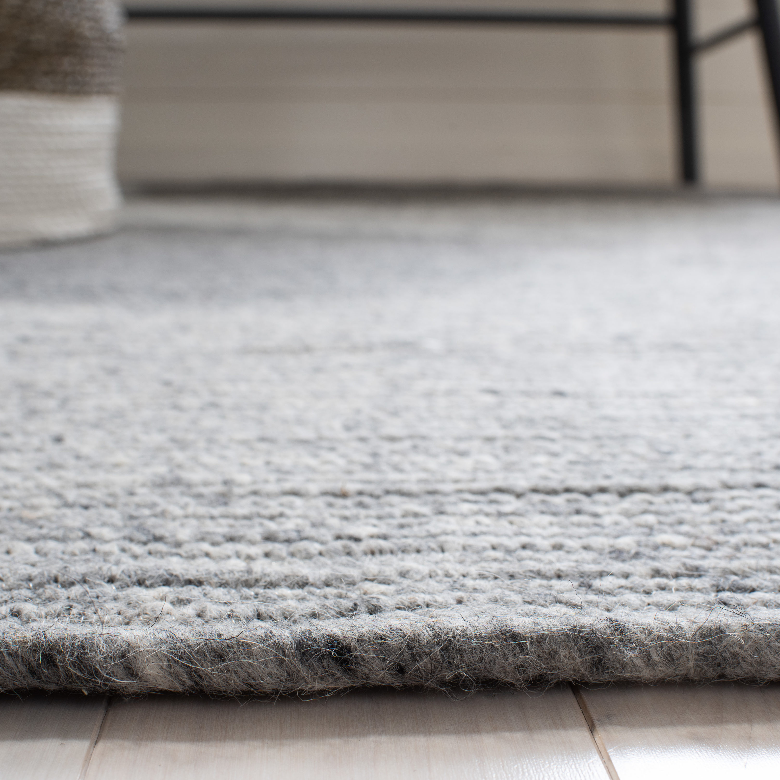 Safavieh Braided Arja 5 x 5 Wool Light Gray Round Indoor Coastal Area Rug  in the Rugs department at
