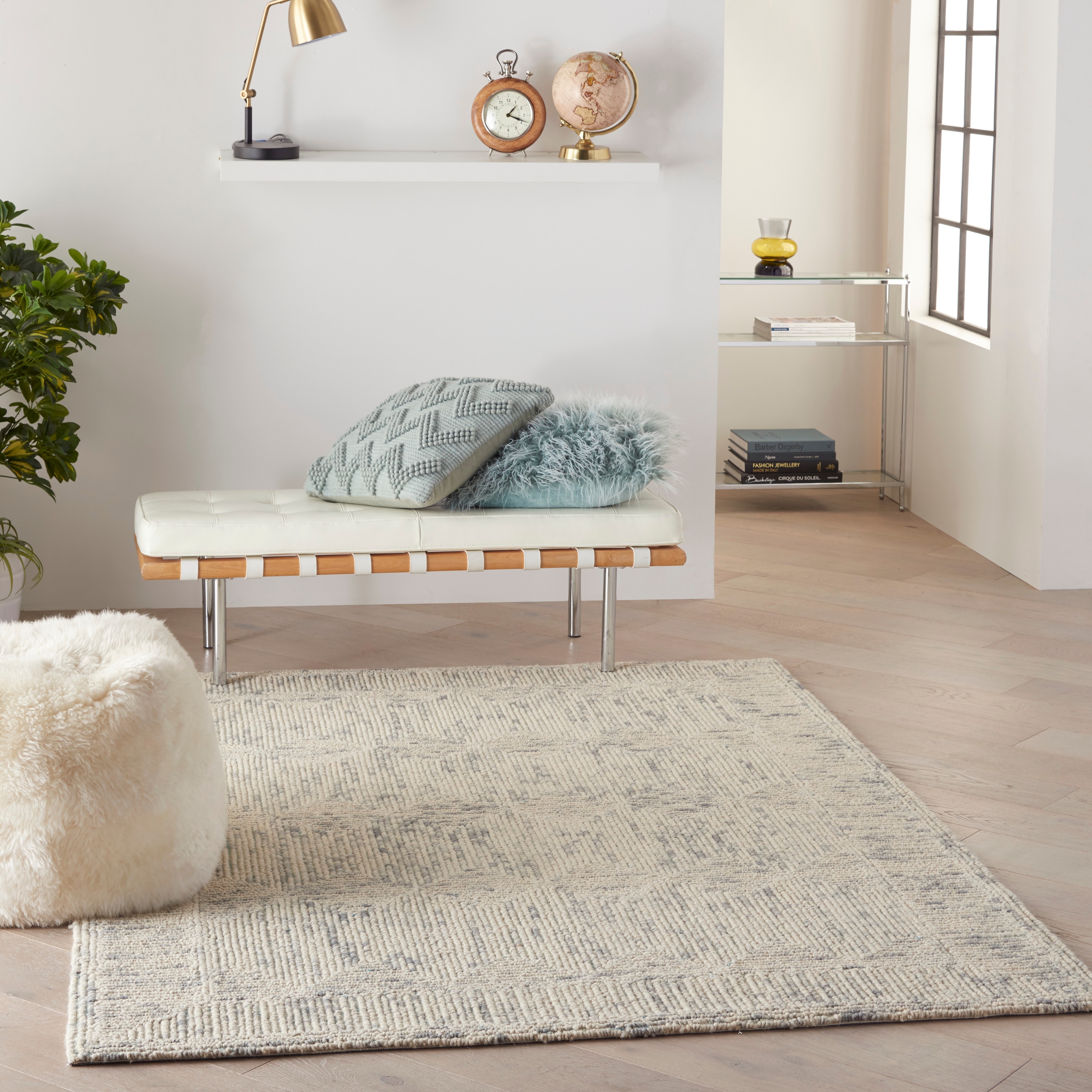 Handmade Ivory, Grey, and Teal Wool Area Rug 5' x 7'