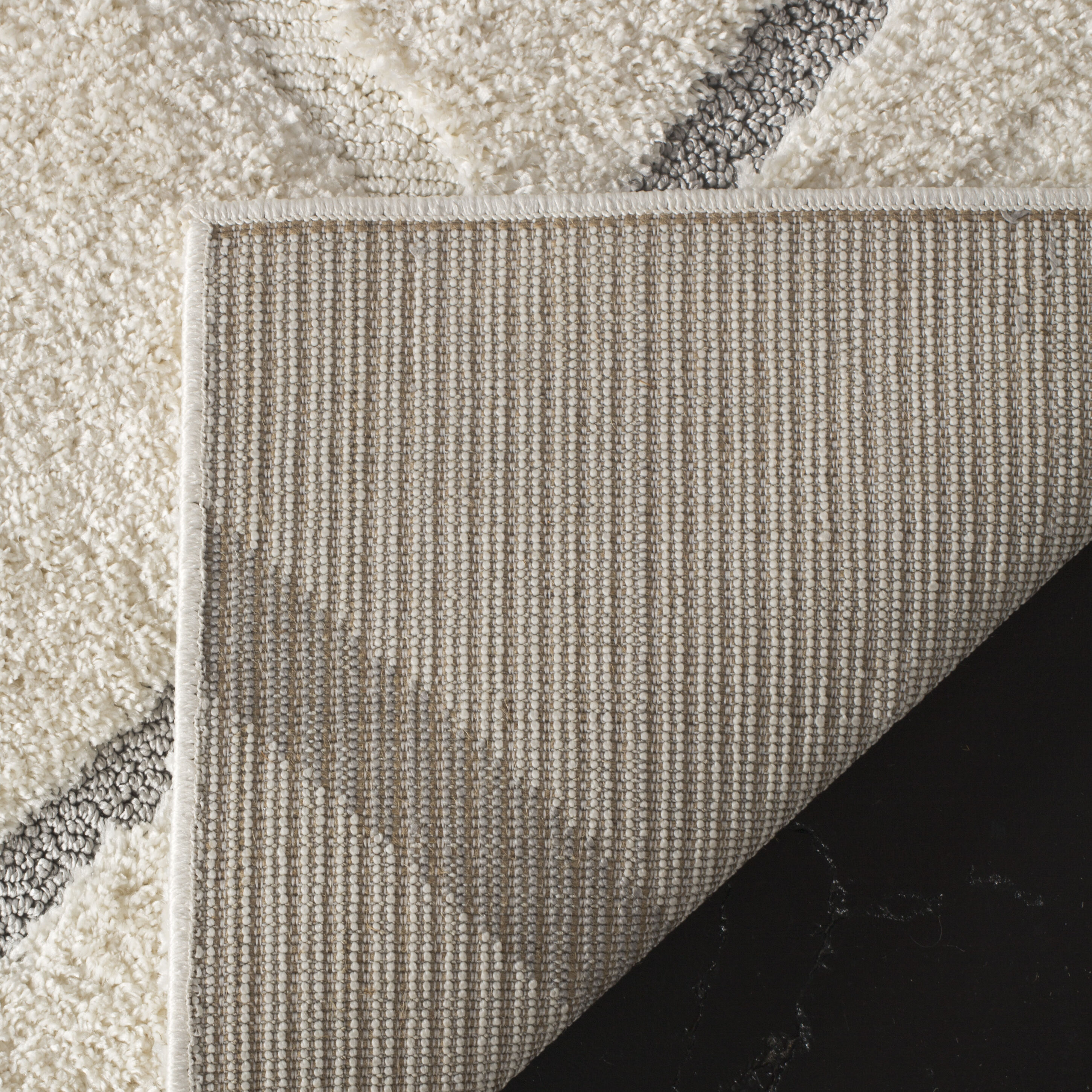 Gray and Cream Geometric Shag Cotton Area Rug, 3' x 5'
