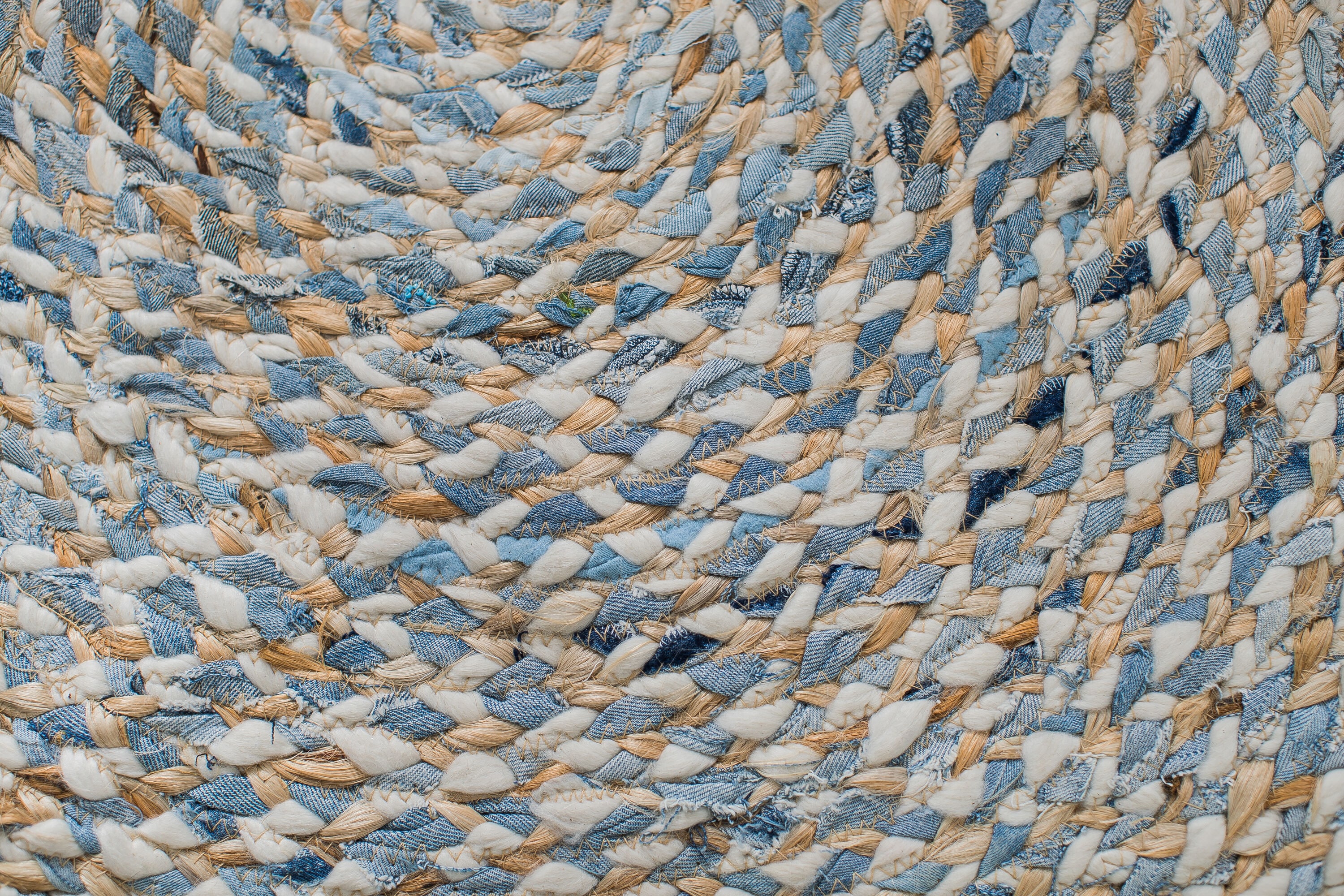 6' Round Braided Denim Blue Cotton and Jute Area Rug