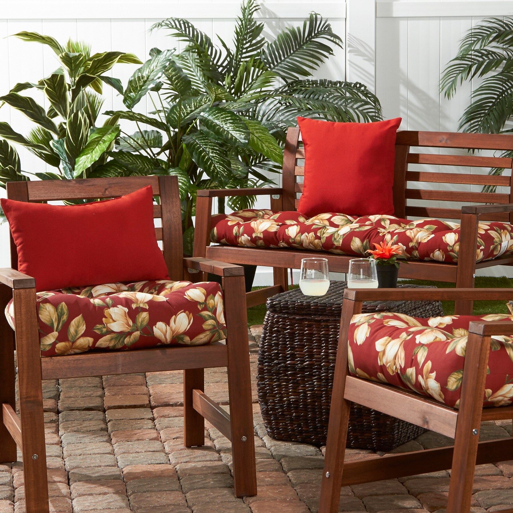 Greendale Home Fashions 20 x 20 in. Outdoor Seat Cushion Coral Solid