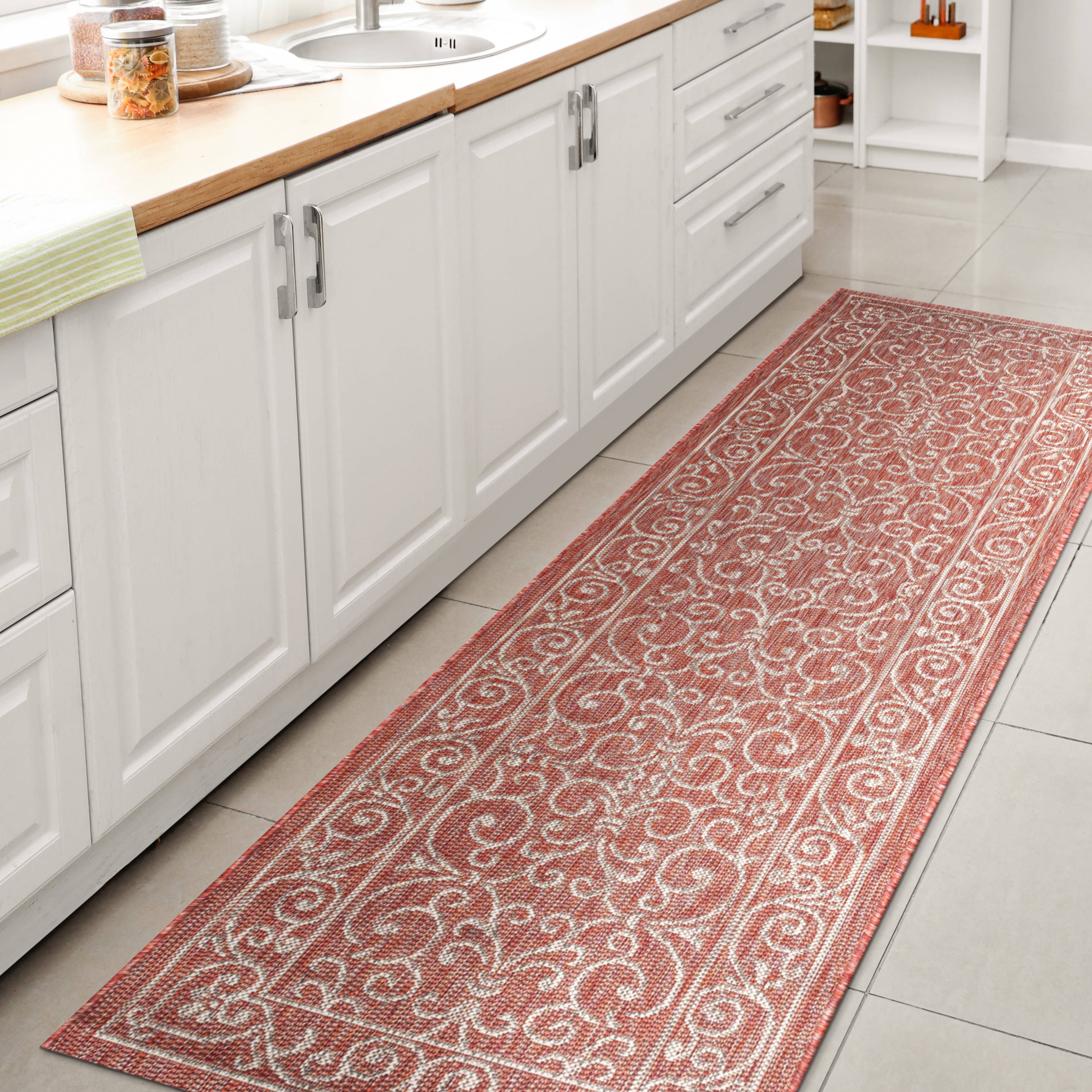 JONATHAN  Y SMB106B-28 Santa Monica Charleston Filigree Textured Weave 2 x 8 (ft) Loomed Polypropylene Red/Beige Rectangular Indoor/Outdoor Border Coastal Runner rug