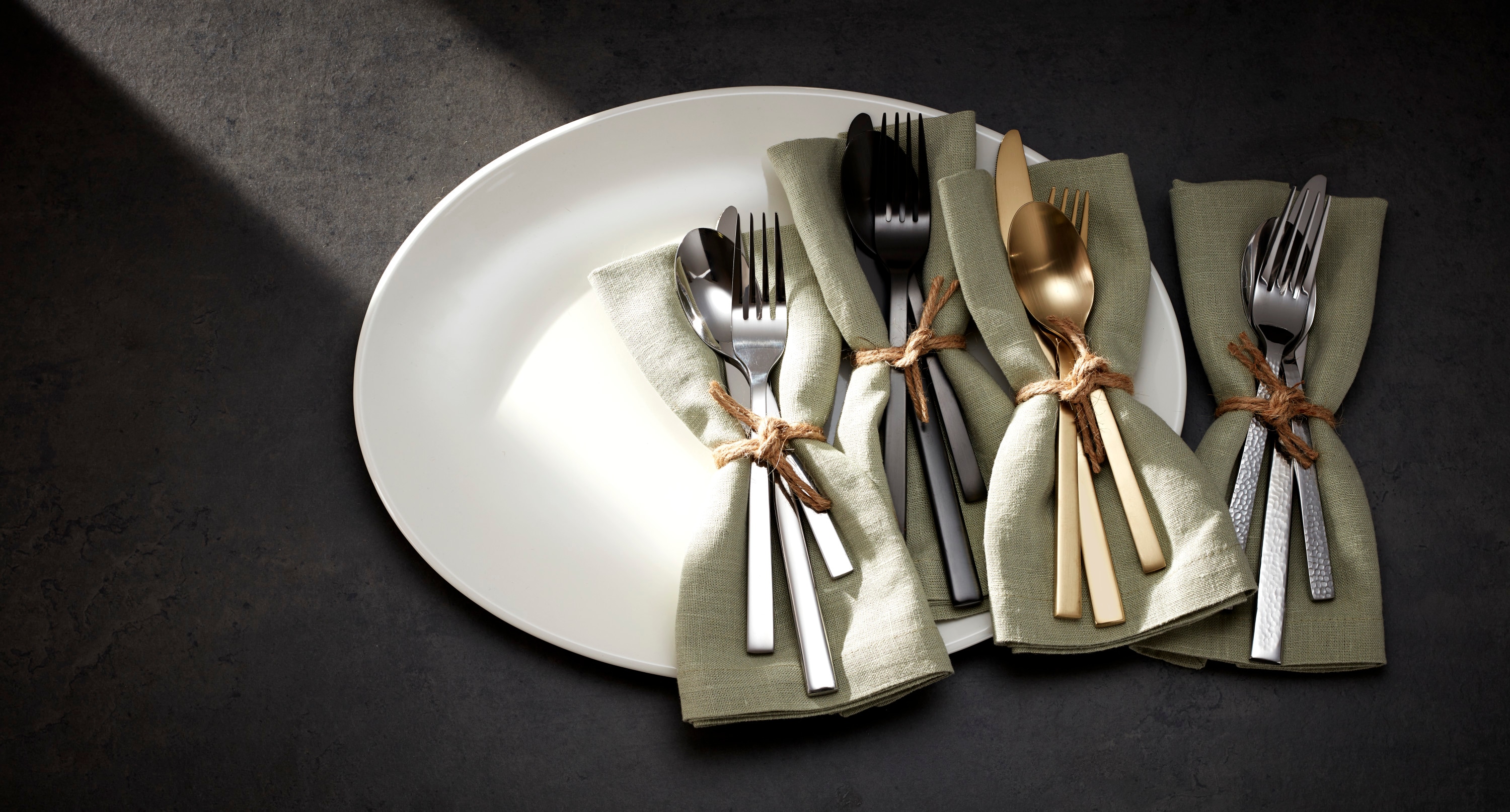 Oneida 20-Piece Stainless Steel Chef's Table Flatware Set