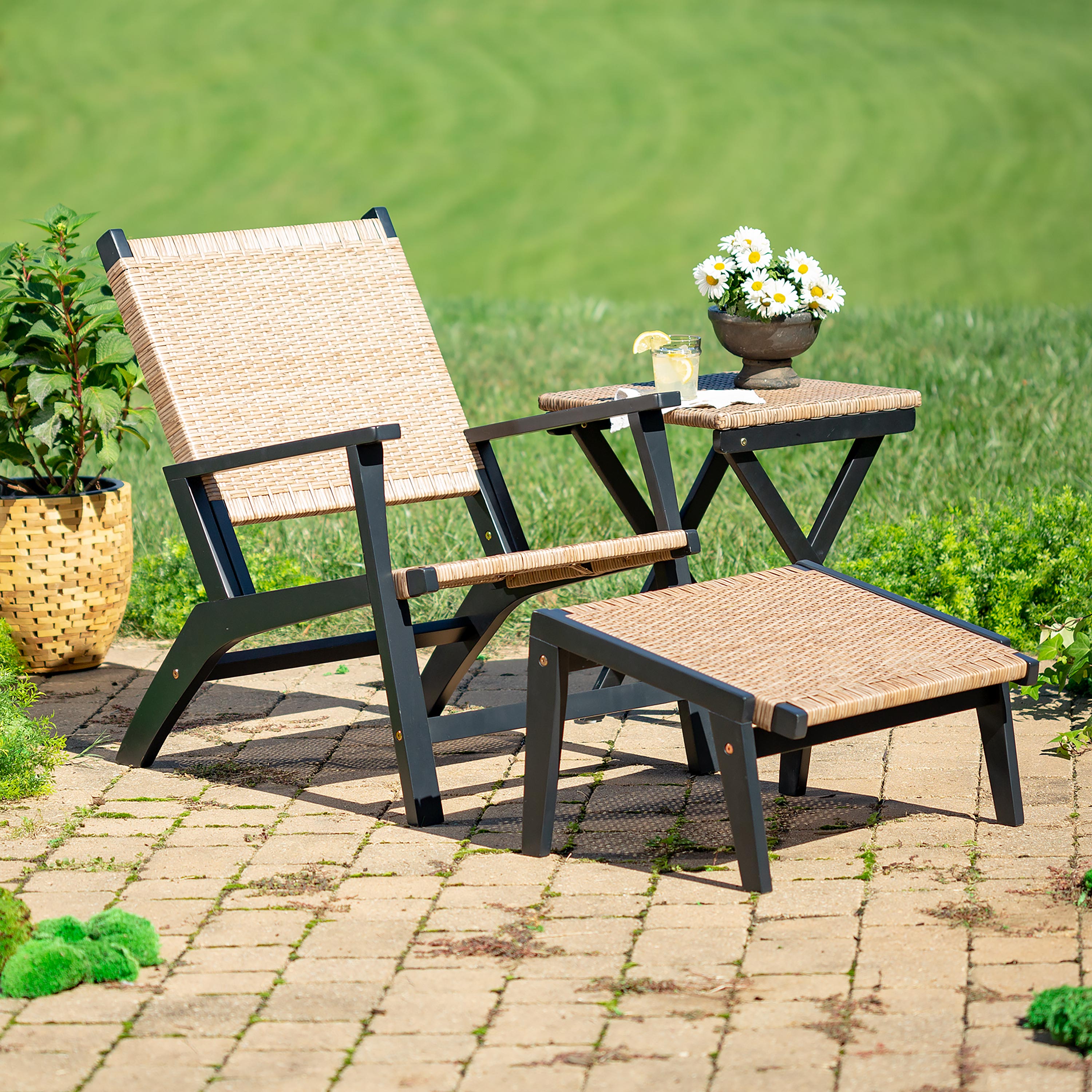 Evergreen 62G85 BK Black Wood Frame Stationary Balcony Chair with Mesh Seat
